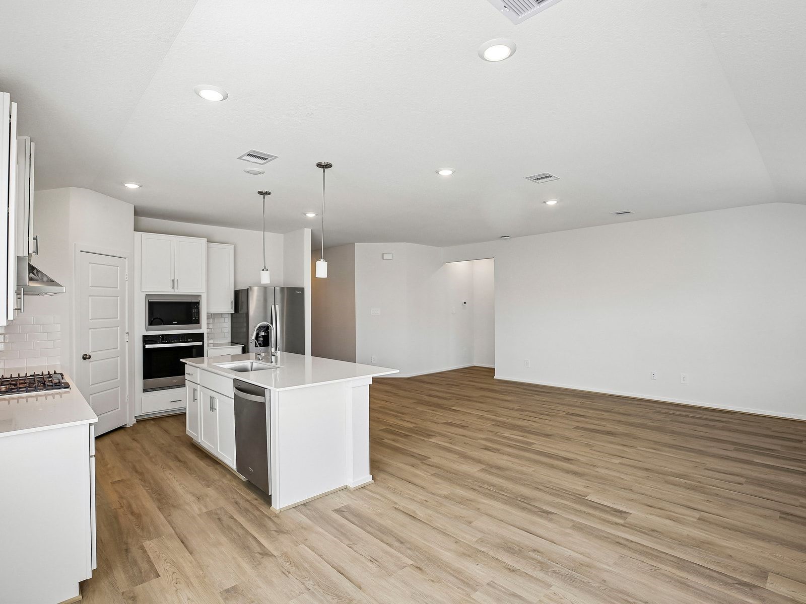 31028 Fermo Hills Lane, Huffman, TX 77336