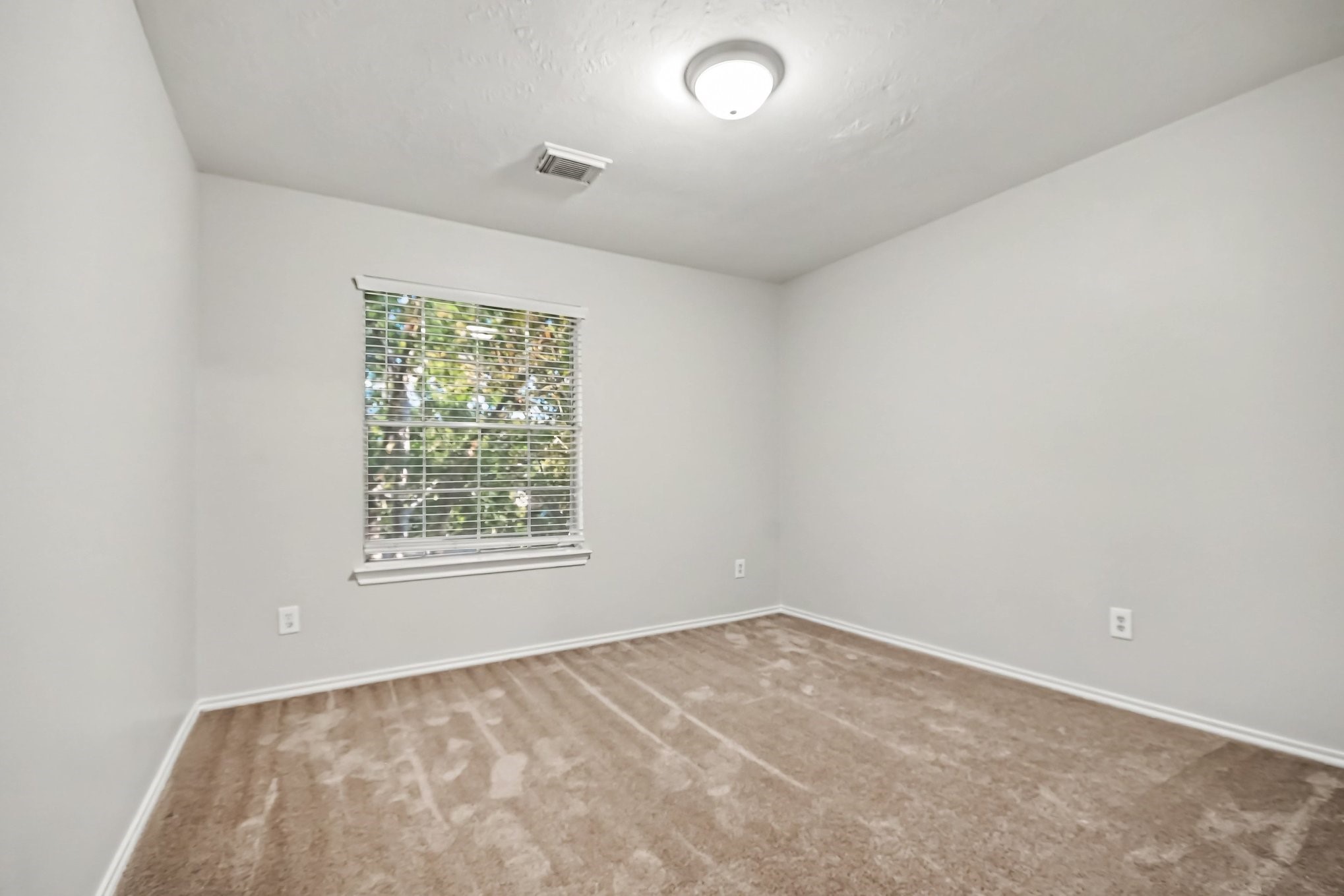 2604 Briarglen Drive, Pearland, TX 77581