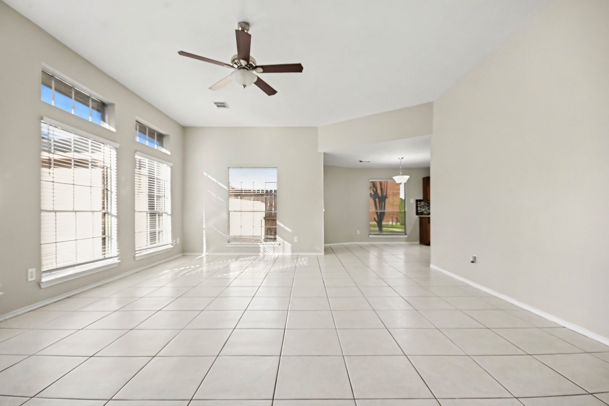 2604 Briarglen Drive, Pearland, TX 77581 2604 Briarglen Drive, Pearland, TX 77581