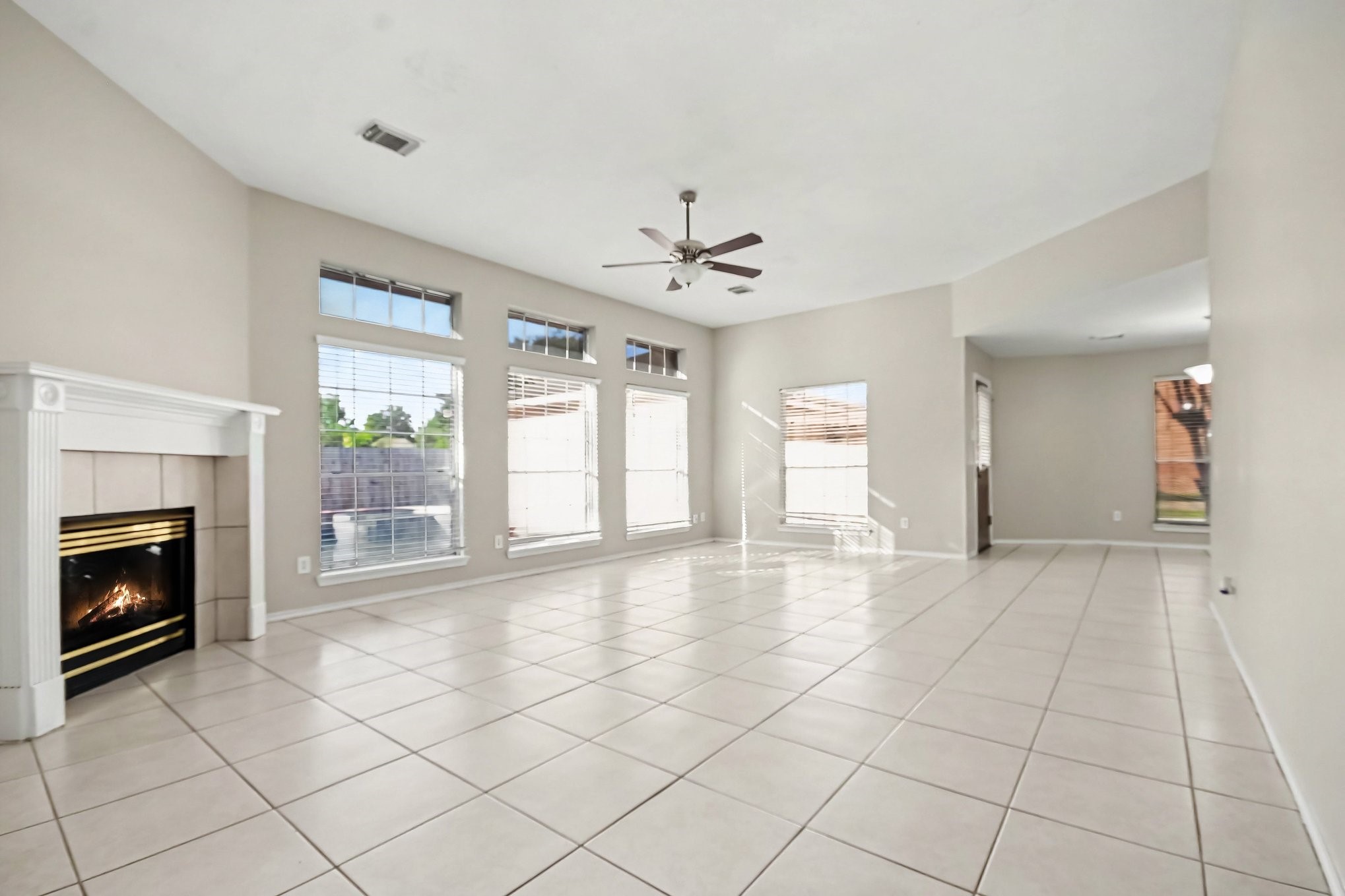 2604 Briarglen Drive, Pearland, TX 77581 2604 Briarglen Drive, Pearland, TX 77581