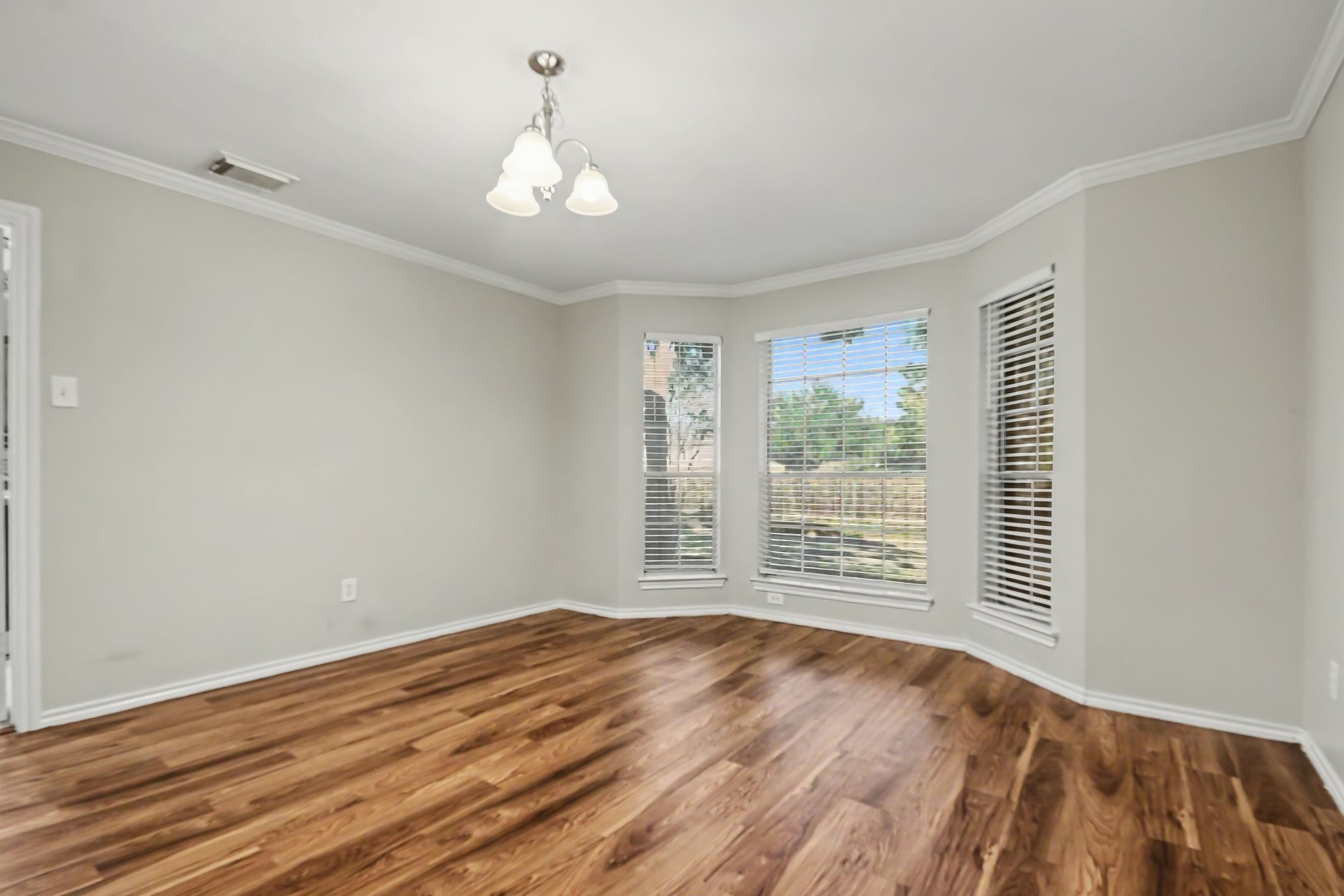 2604 Briarglen Drive, Pearland, TX 77581