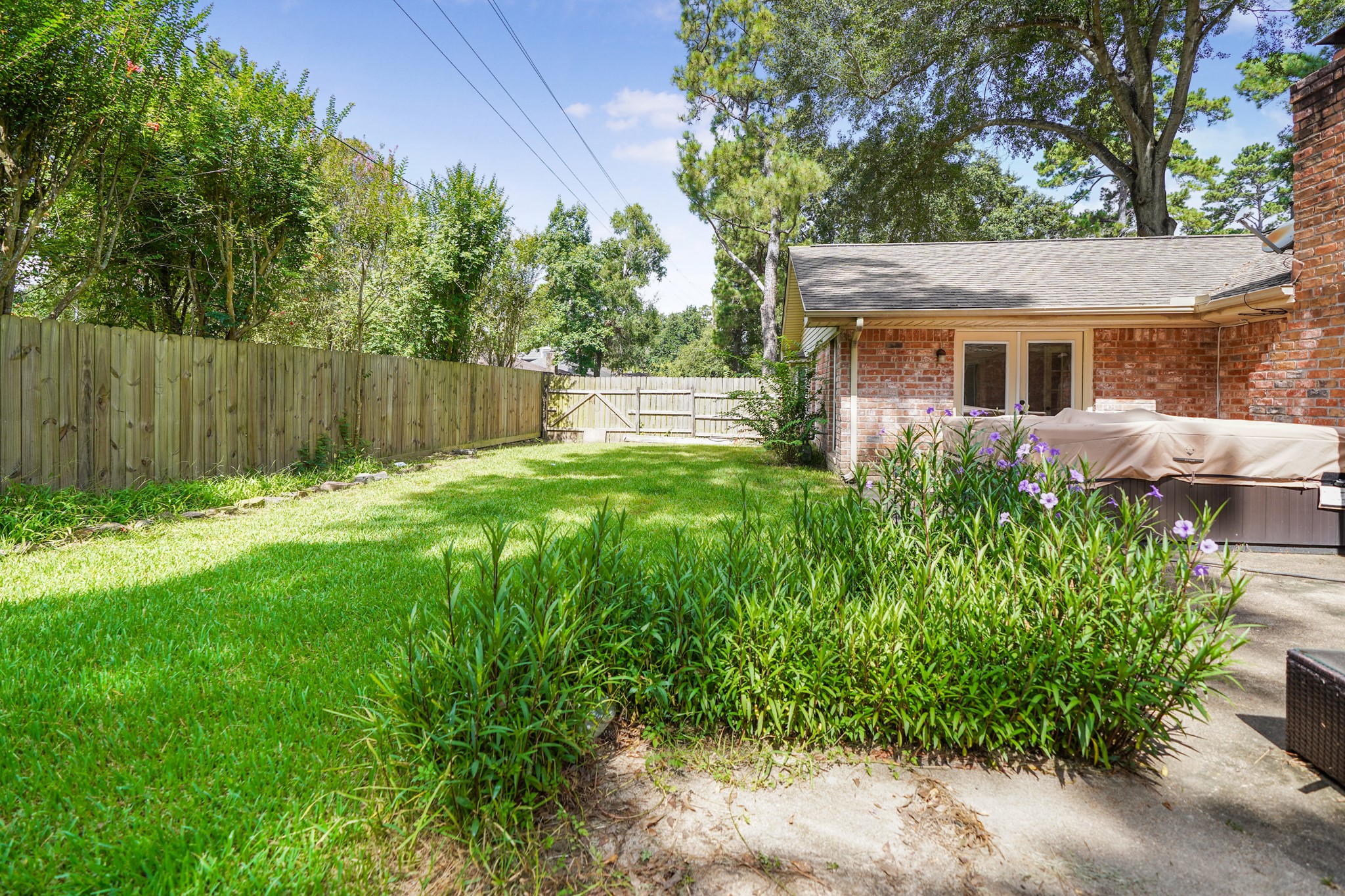 2102 Oak Shores Drive, Houston, TX 77339