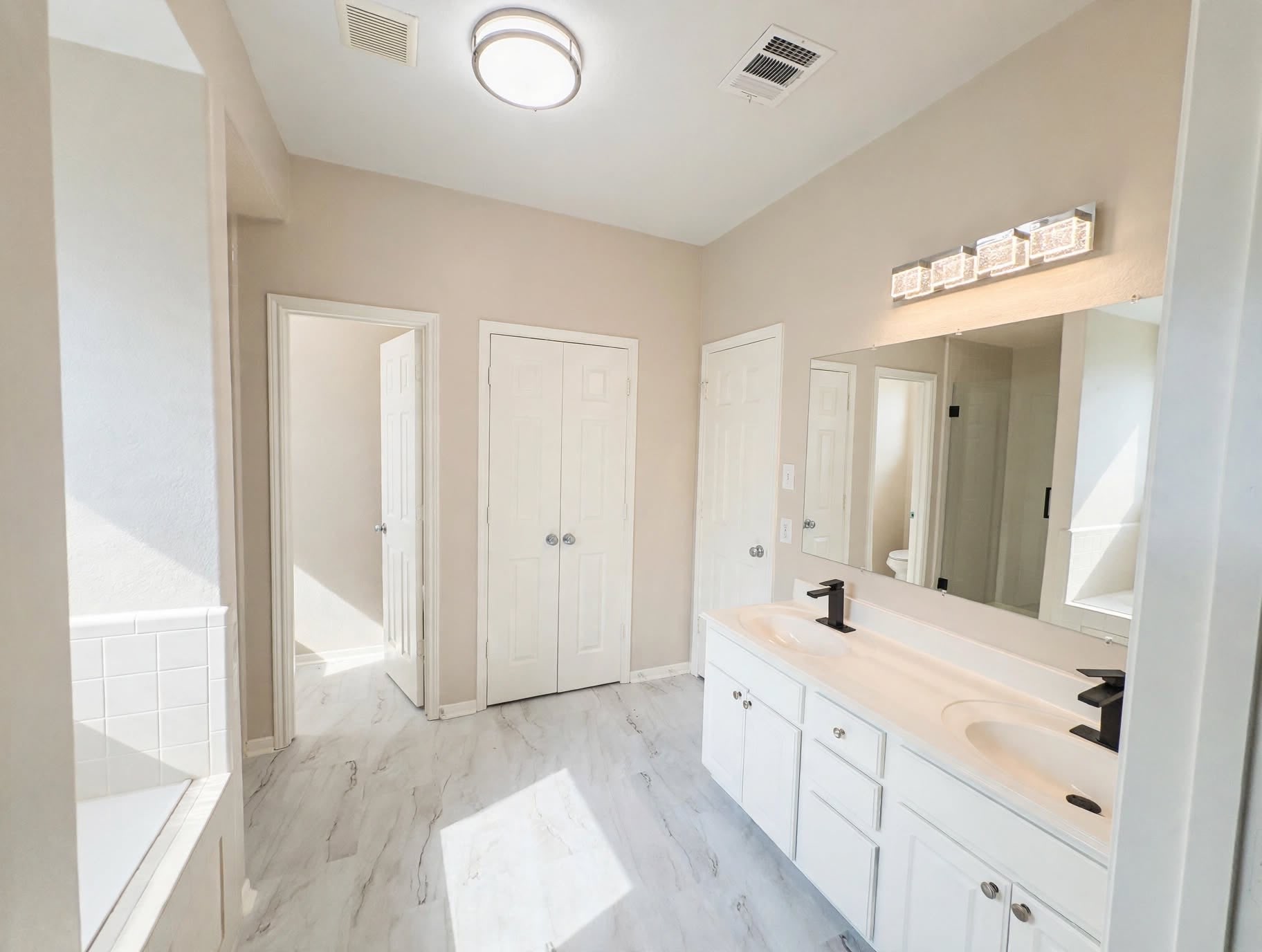 303 Lake Line Drive, Alvin, TX 77511
