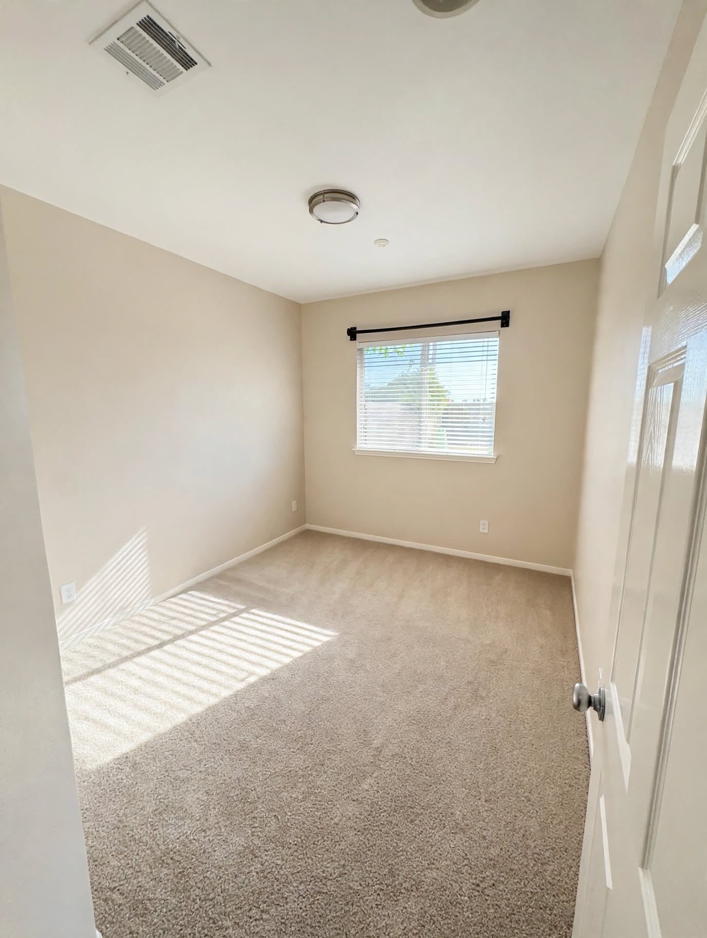 303 Lake Line Drive, Alvin, TX 77511