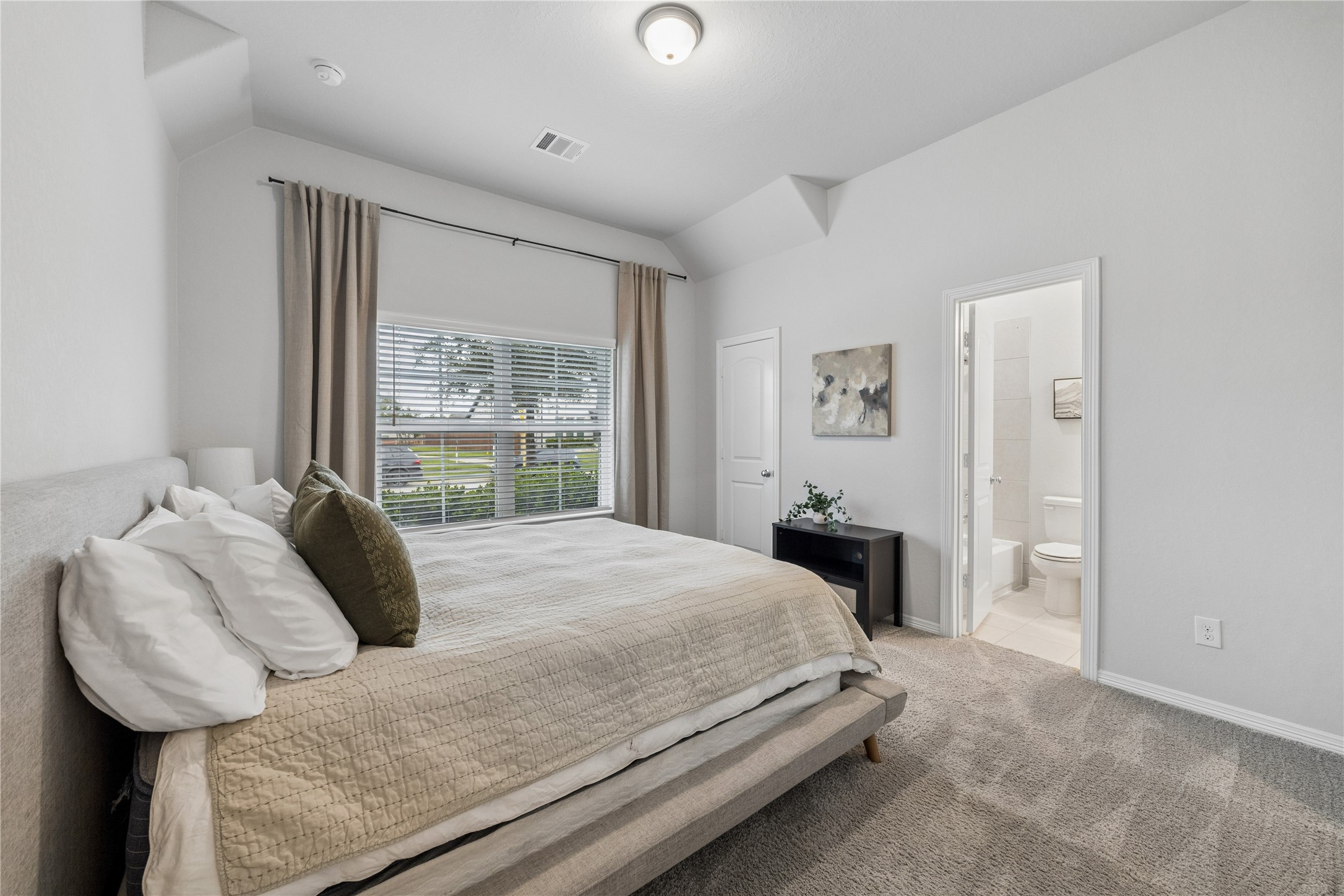 2nd bedroom with private bath, all bedrooms are on the first floor