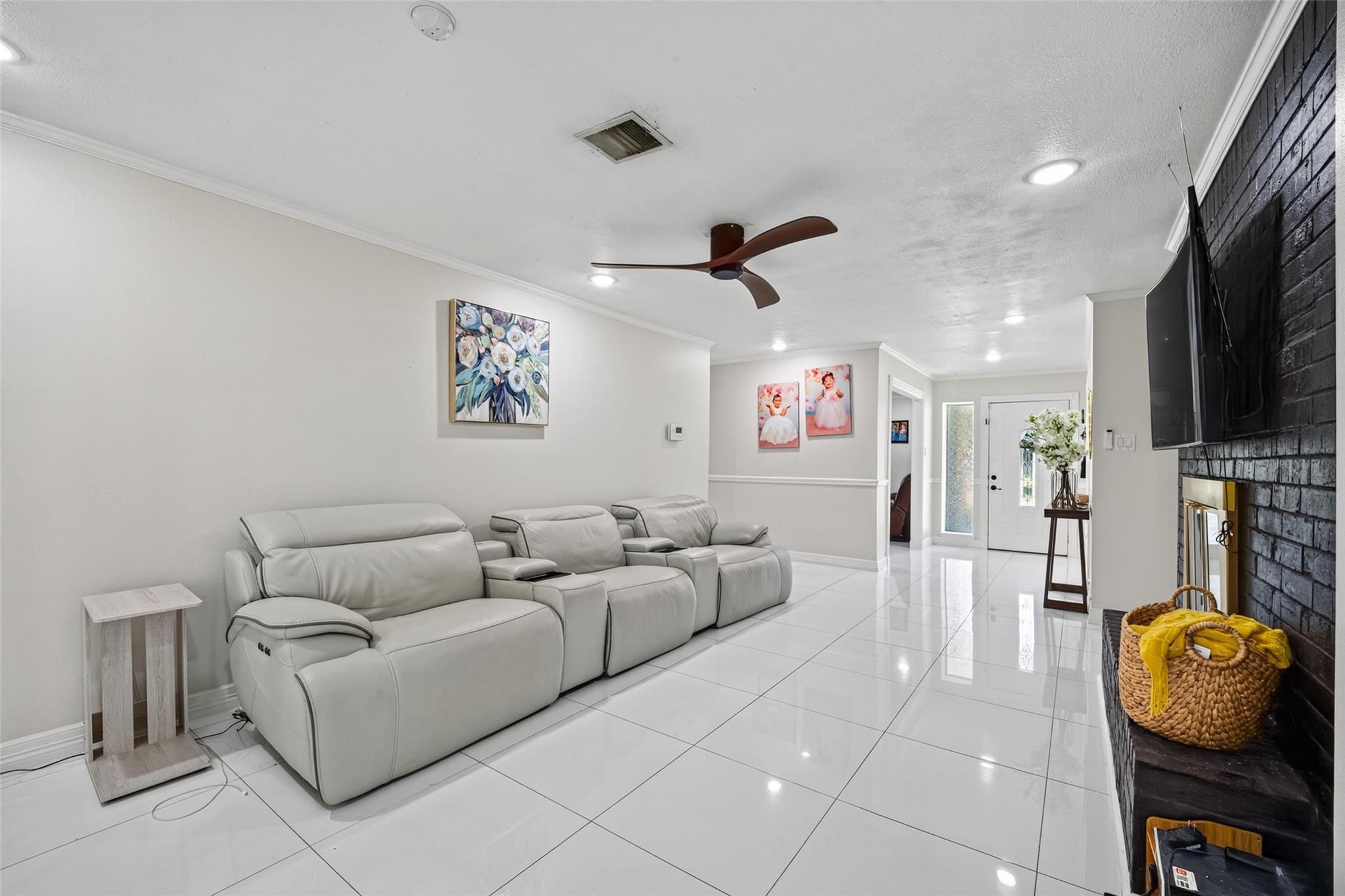 104 Burgundy Lane, League City, TX 77573