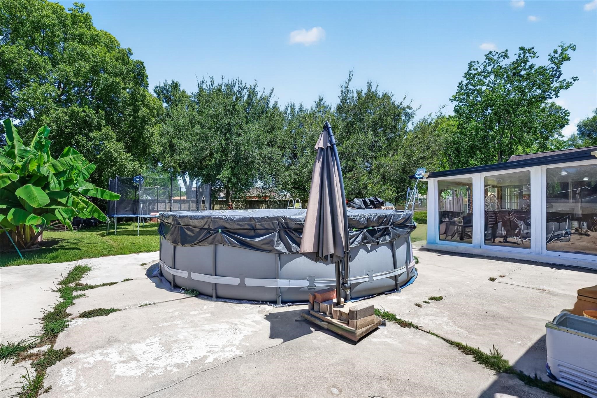 104 Burgundy Lane, League City, TX 77573