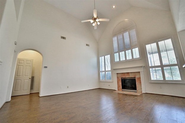 1939 Misty Falls LN, Richmond, TX 77406