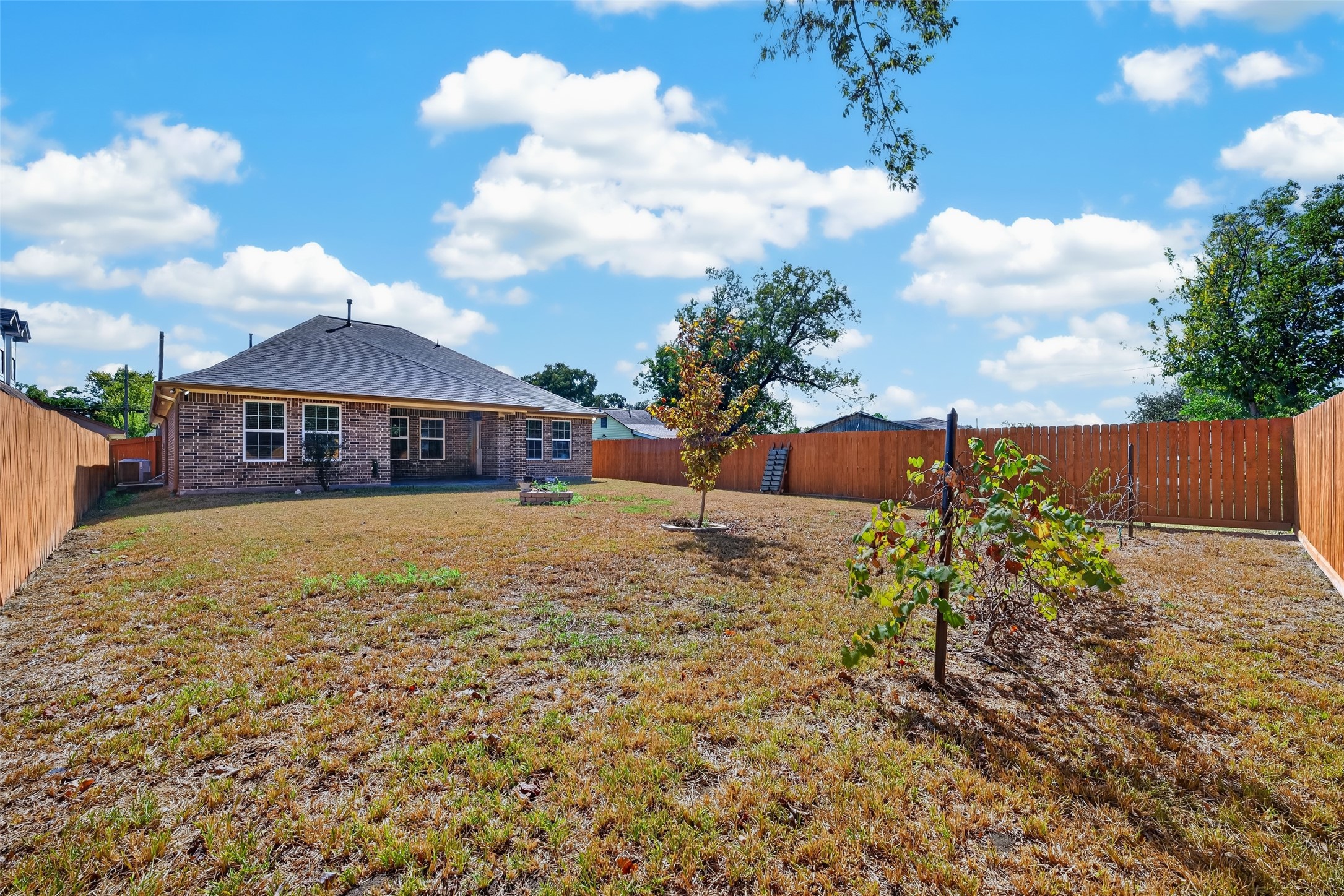 803 Avenue K, South Houston, TX 77587
