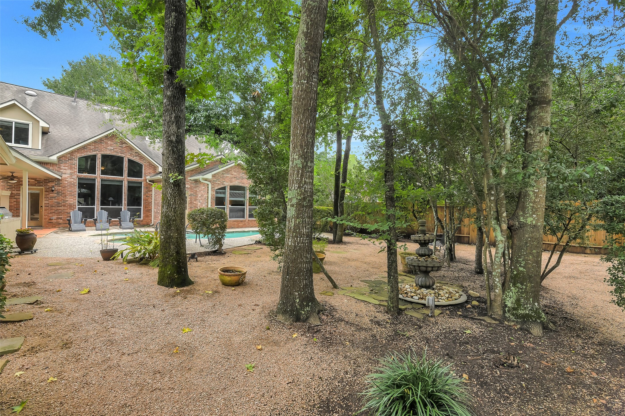 7 Larkspur Trail, The Woodlands, TX 77382