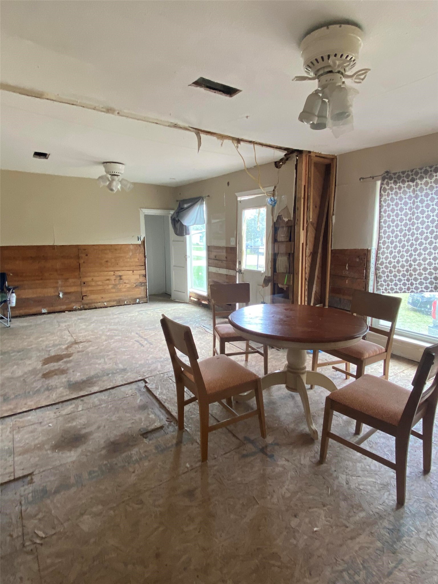 4605 Dakota Street, Dickinson, TX 77539
