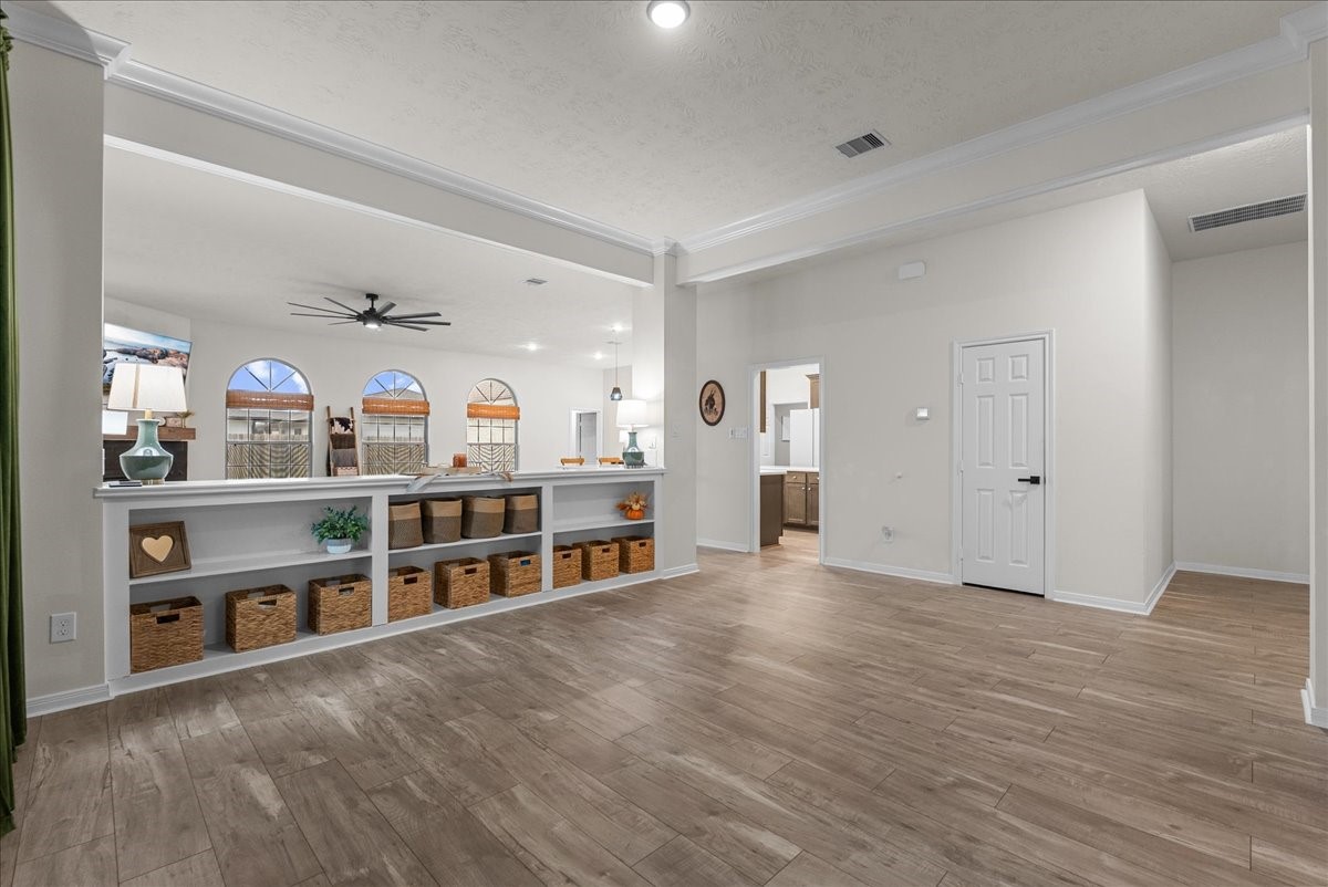 3310 Bastian Road, Dickinson, TX 77539