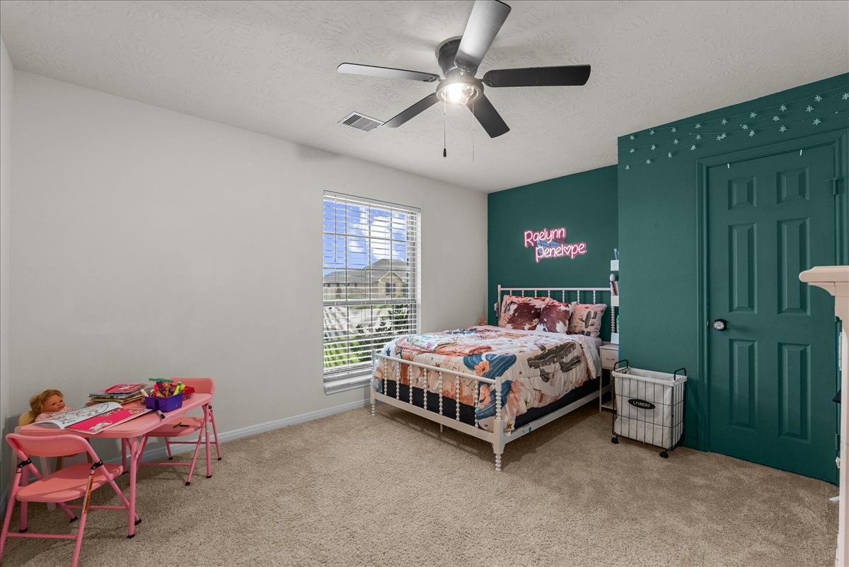 3310 Bastian Road, Dickinson, TX 77539