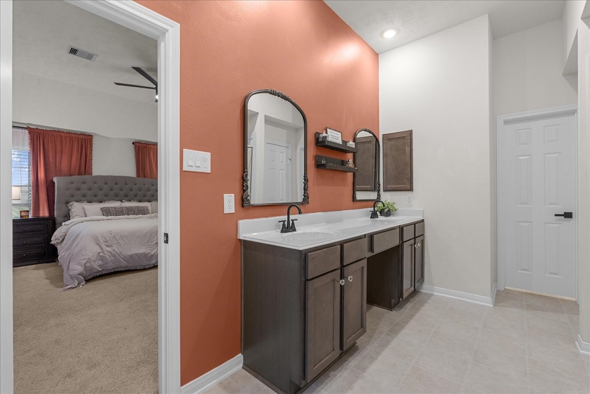 3310 Bastian Road, Dickinson, TX 77539