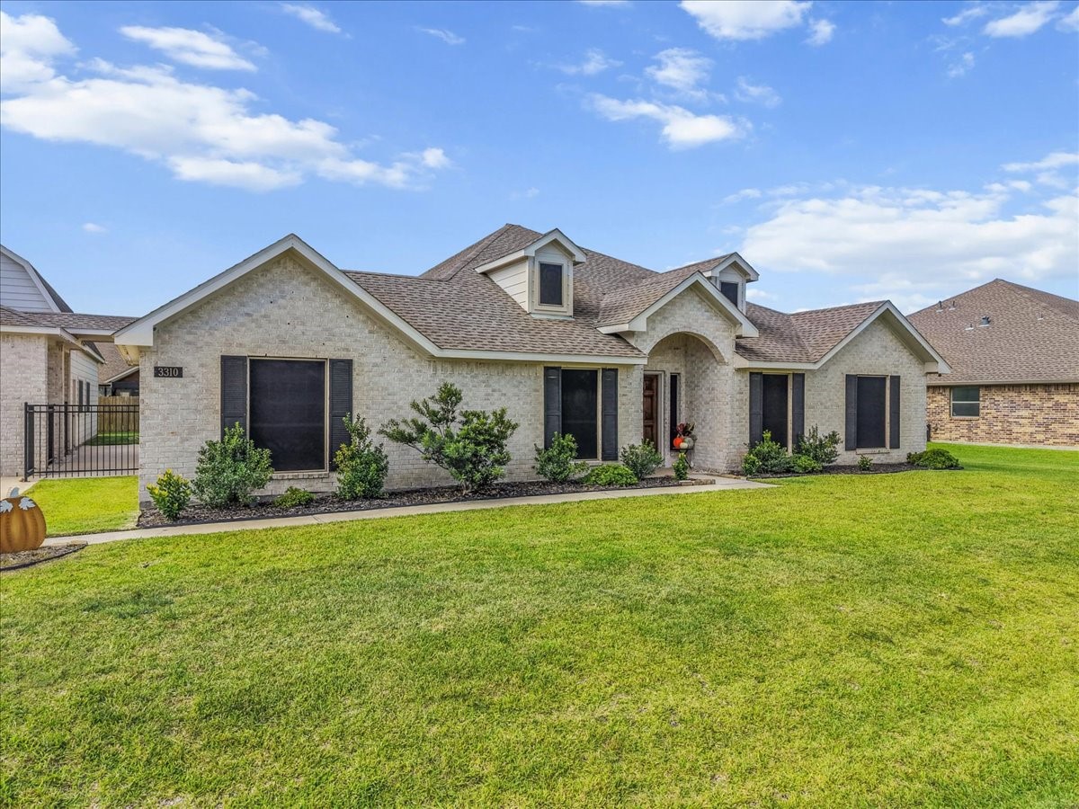 3310 Bastian Road, Dickinson, TX 77539