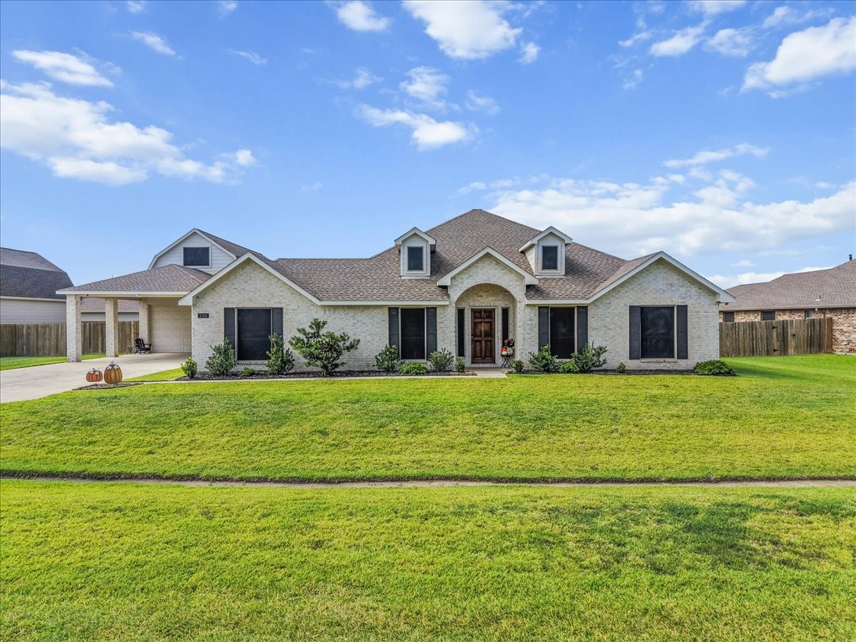3310 Bastian Road, Dickinson, TX 77539 3310 Bastian Road, Dickinson, TX 77539