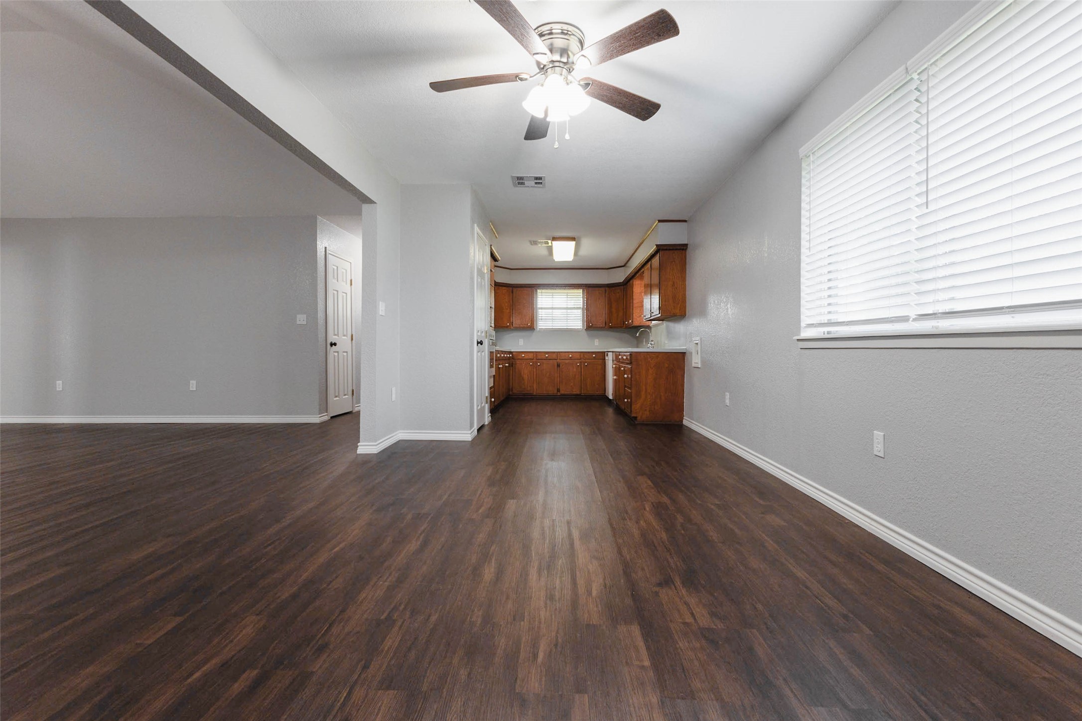 102 Cotton Street, Jones Creek, TX 77541