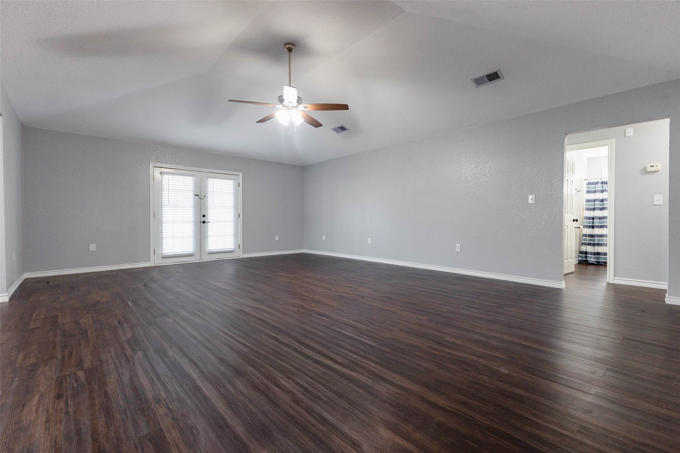 102 Cotton Street, Jones Creek, TX 77541