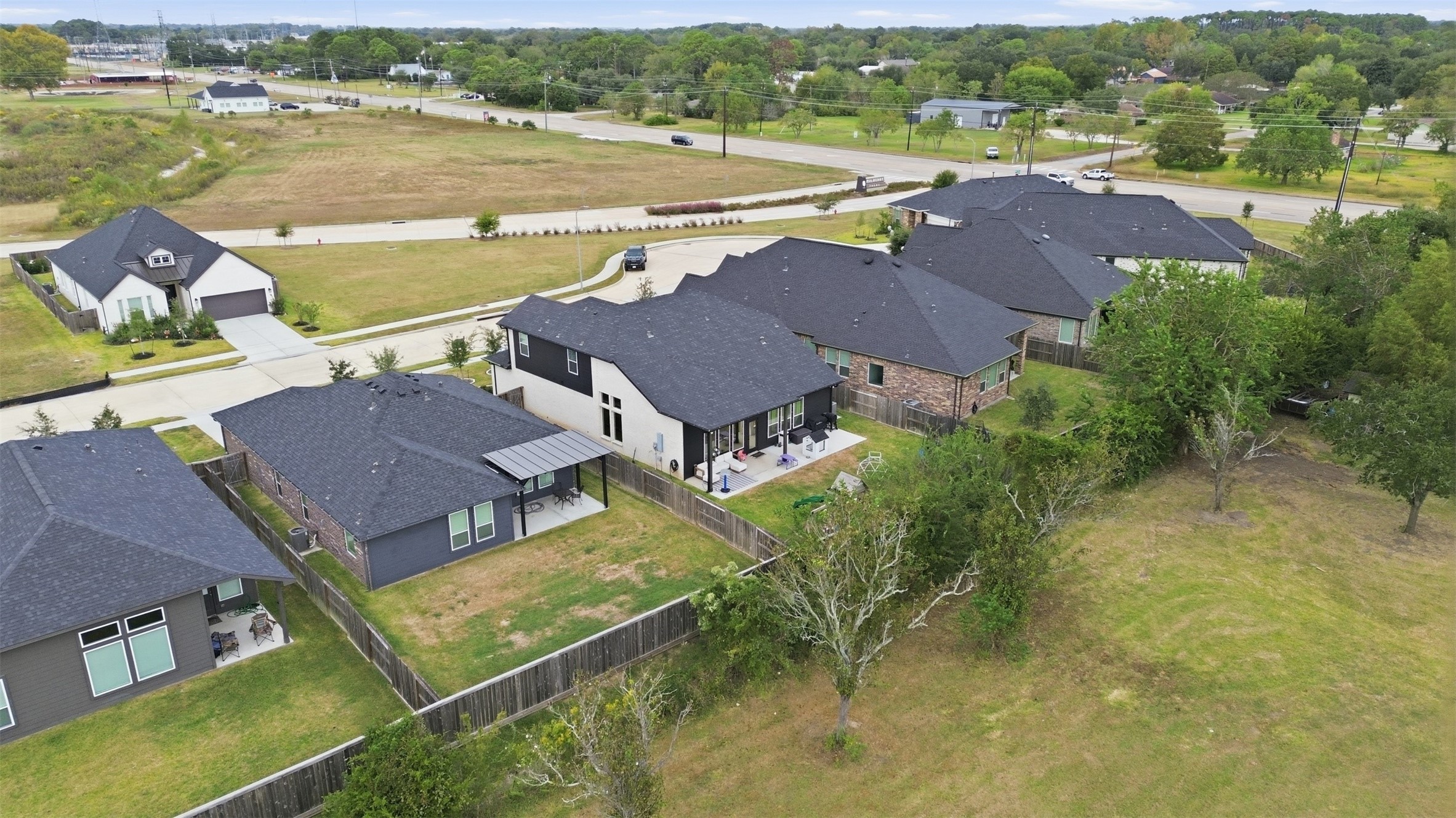 3619 Riverlands Drive, Santa Fe, TX 77510