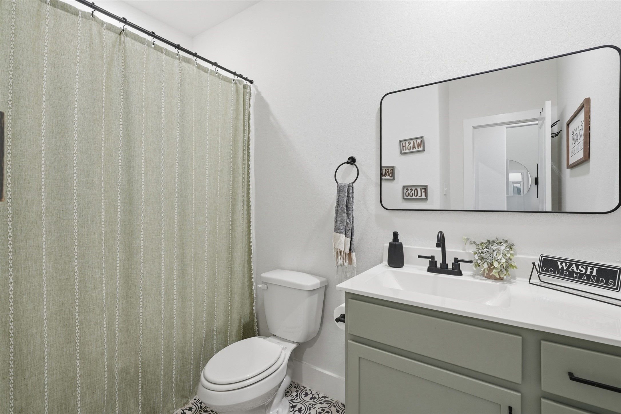 3619 Riverlands Drive, Santa Fe, TX 77510