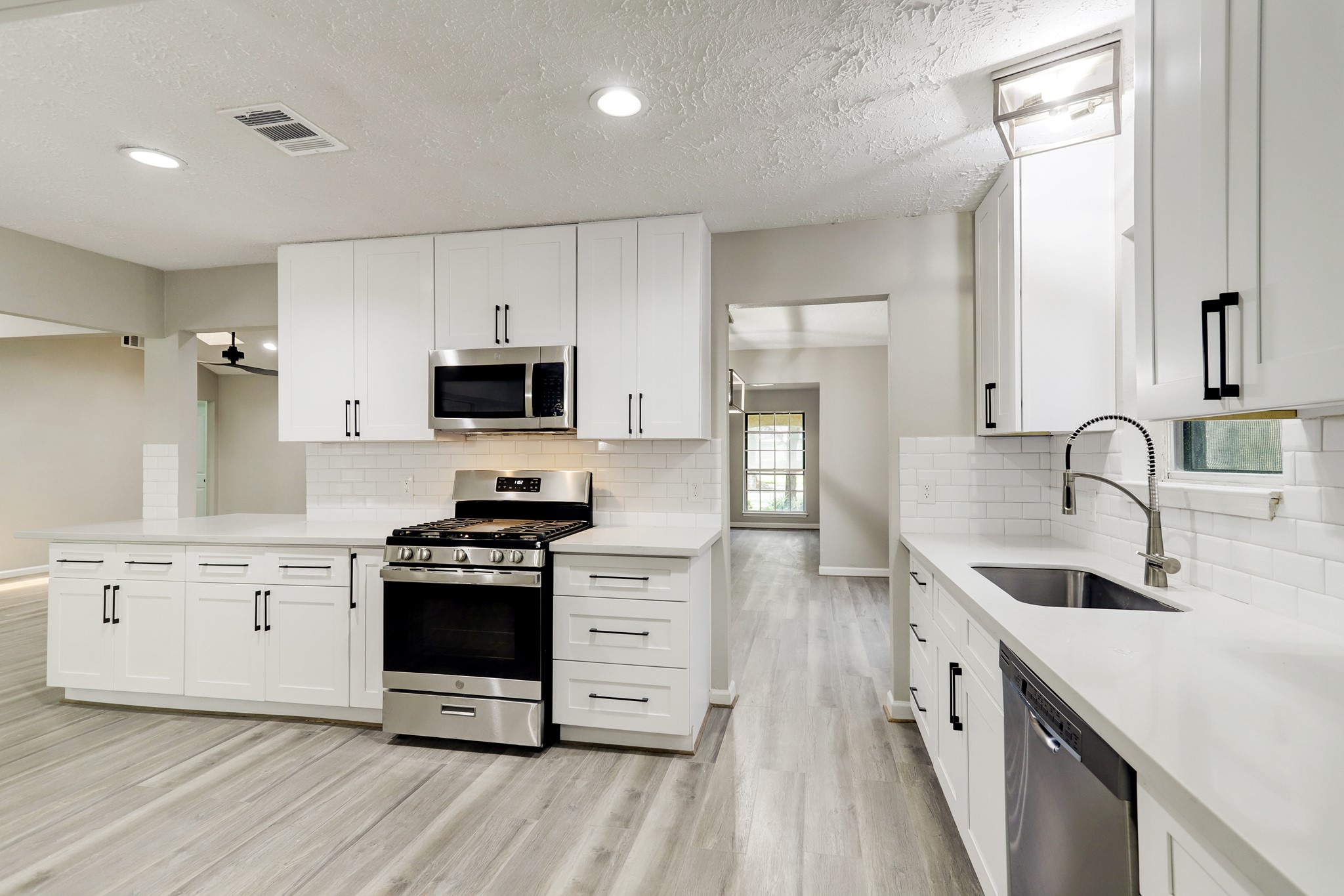 118 Coppersmith Drive, Katy, TX 77450