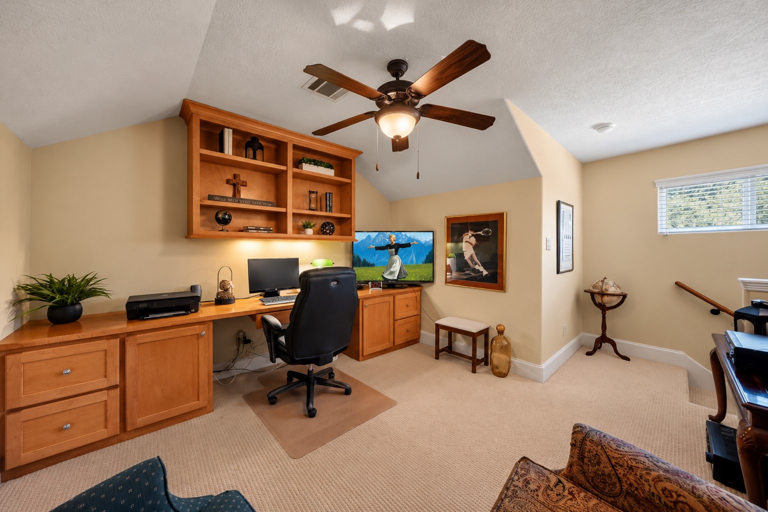 Perfectly positioned at the top of the stairs, this expansive Flex Space offers exceptional versatility and comfort. Custom built-ins, durable carpeting, and a dedicated cedar closet enhance both form and function.