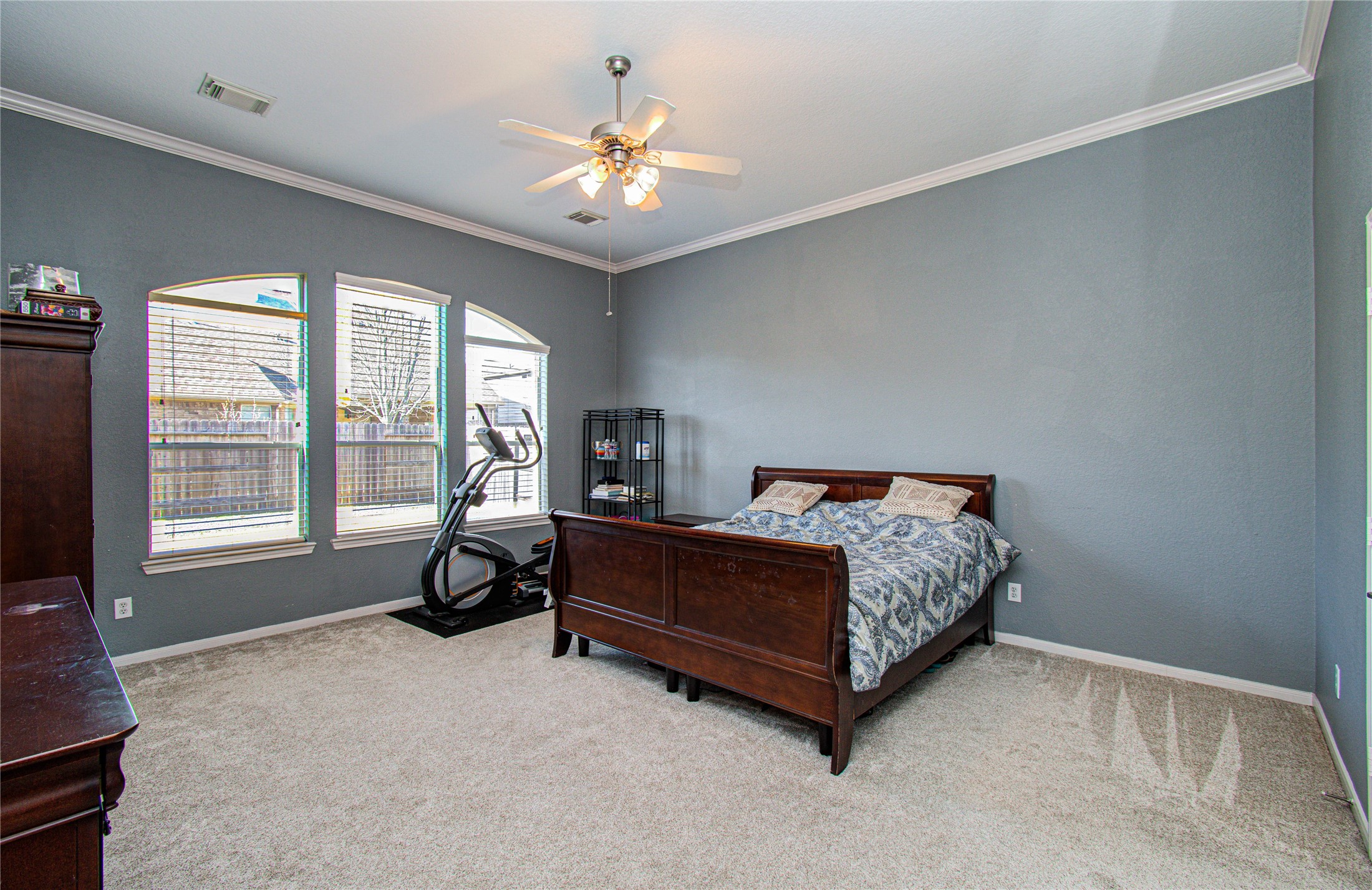 105 Hawke Bay Lane, Friendswood, TX 77546