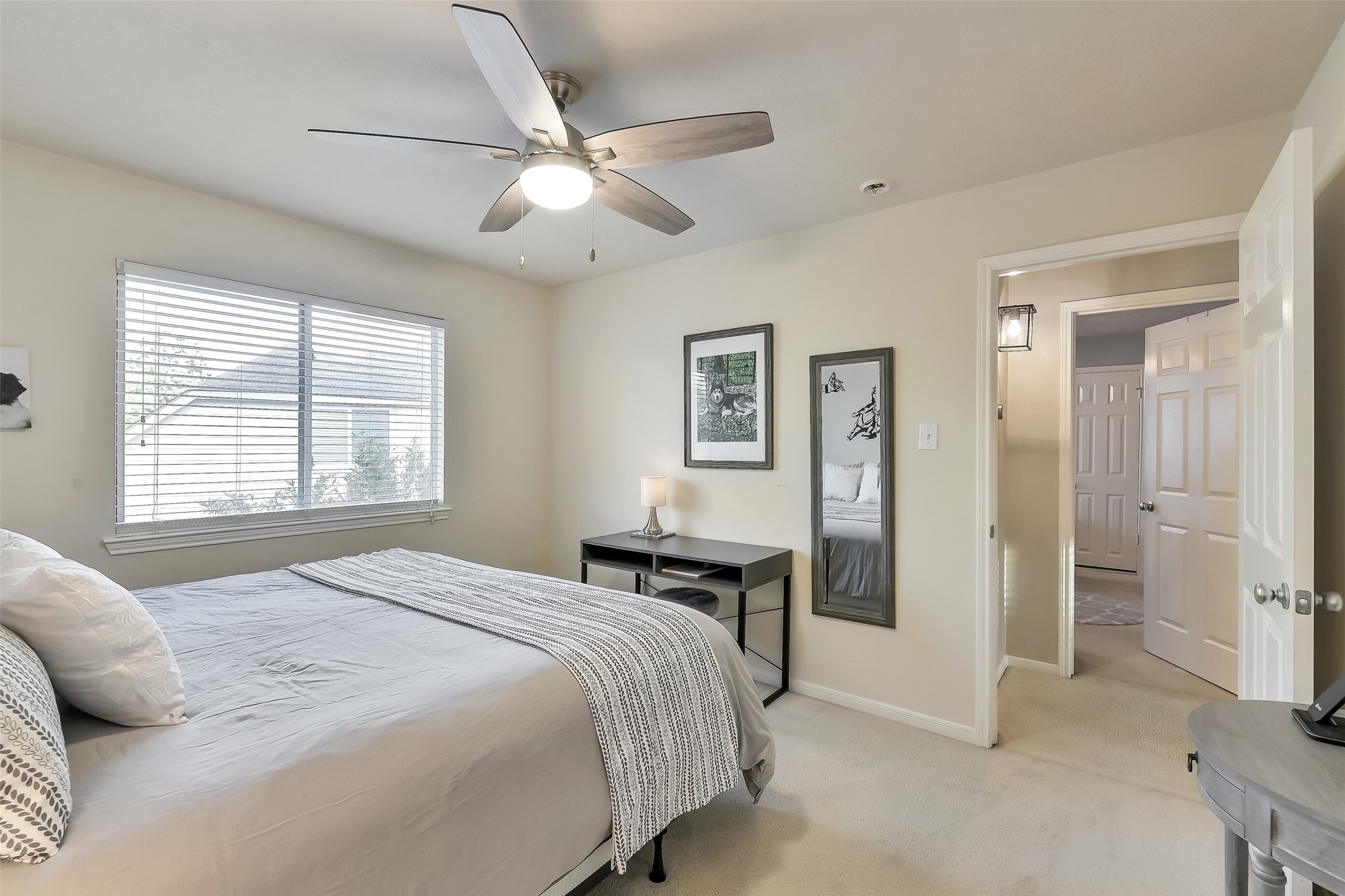 8934 Parlin Ridge Drive, Houston, TX 77040