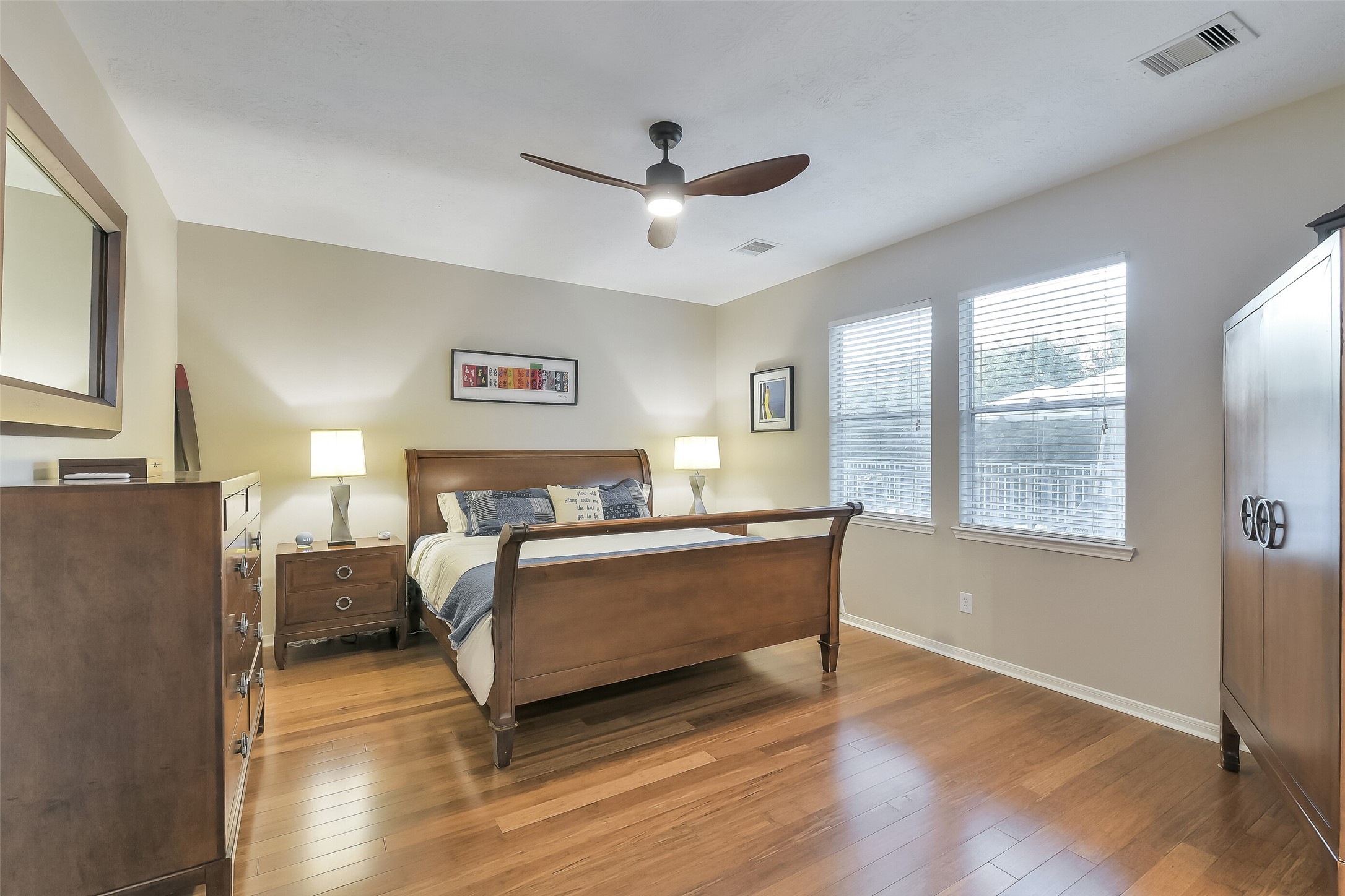 8934 Parlin Ridge Drive, Houston, TX 77040