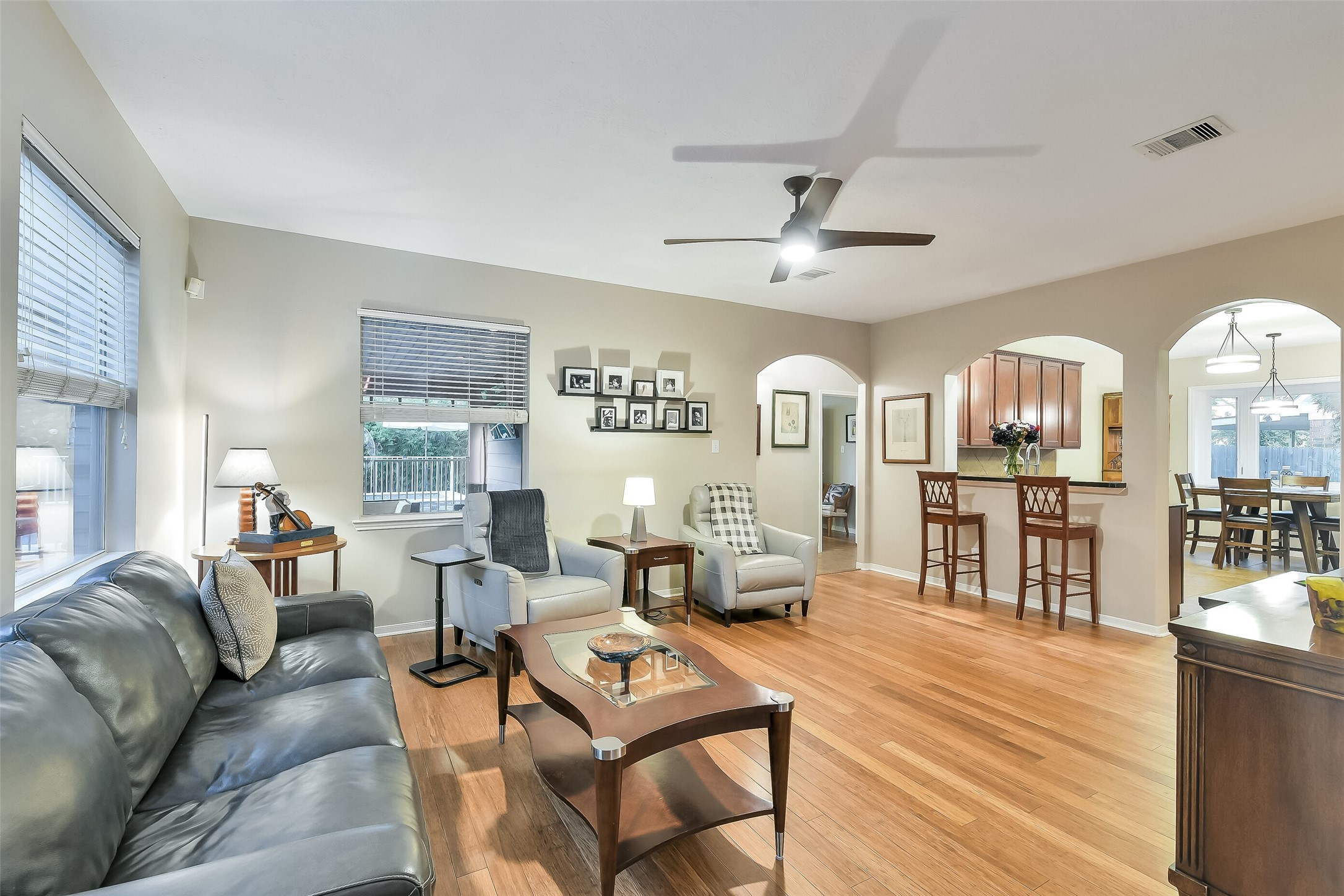 8934 Parlin Ridge Drive, Houston, TX 77040