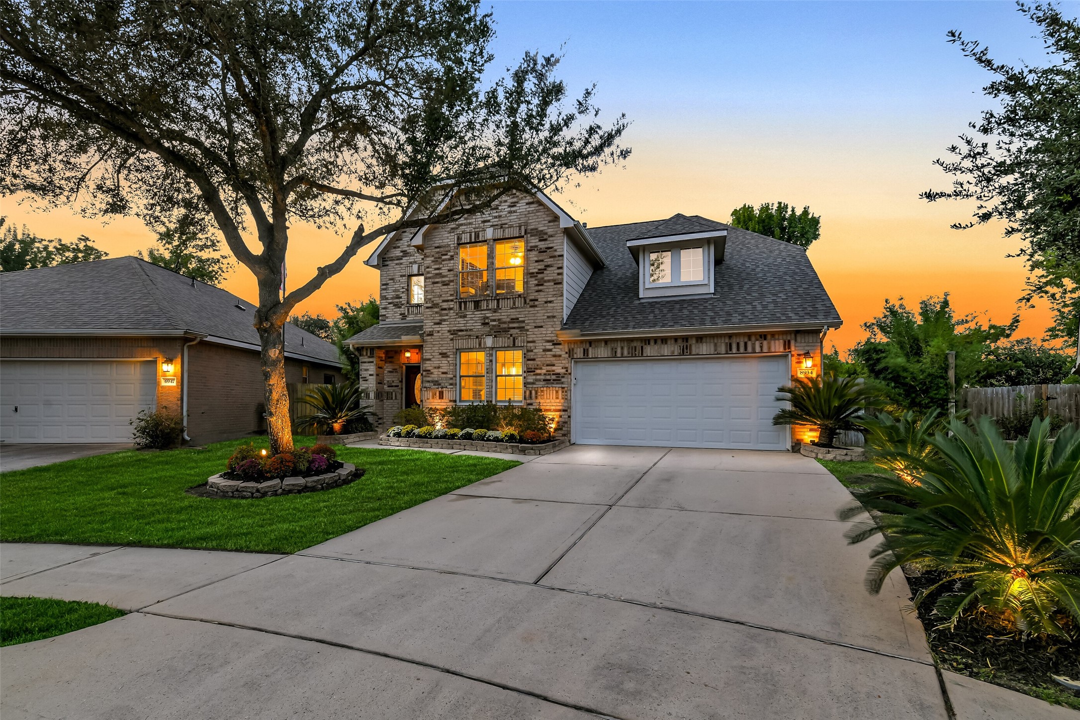 8934 Parlin Ridge Drive, Houston, TX 77040