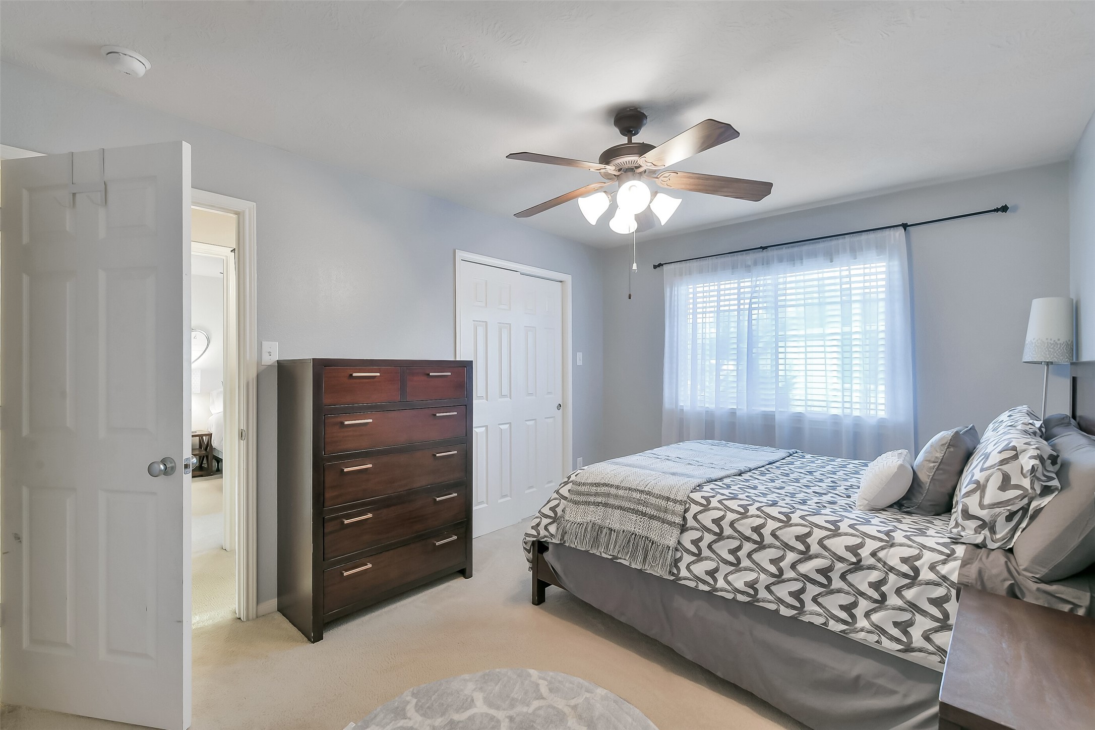 8934 Parlin Ridge Drive, Houston, TX 77040
