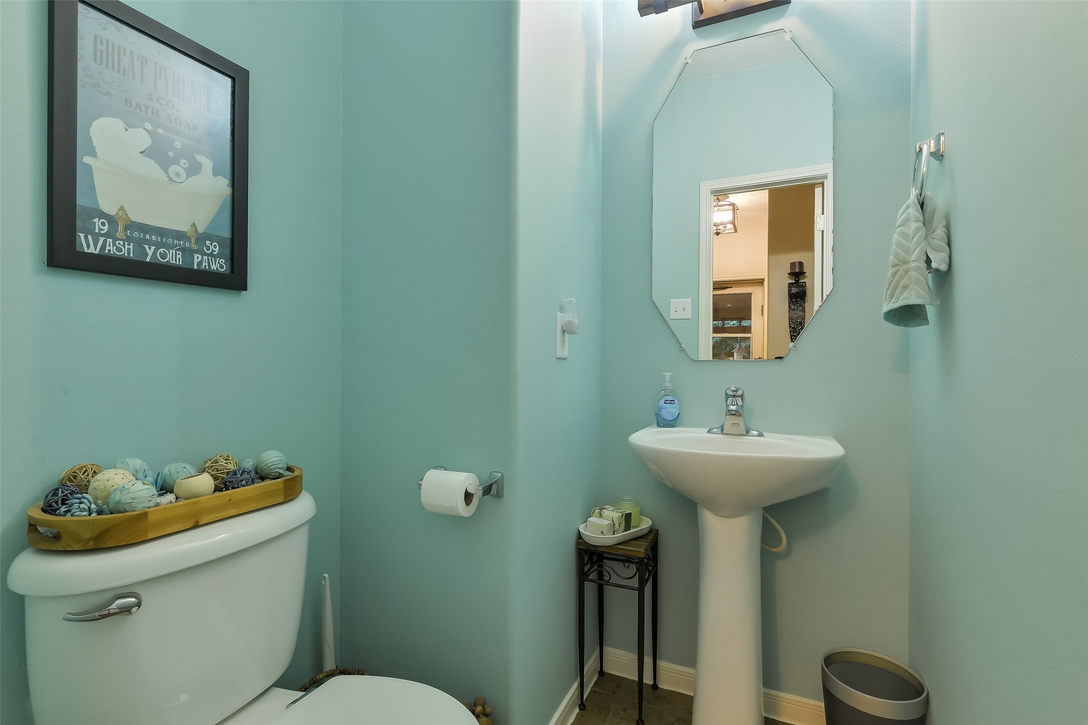 8934 Parlin Ridge Drive, Houston, TX 77040