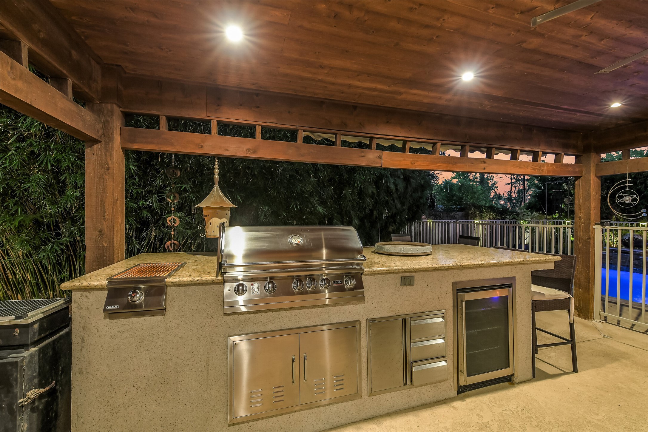 8934 Parlin Ridge Drive, Houston, TX 77040