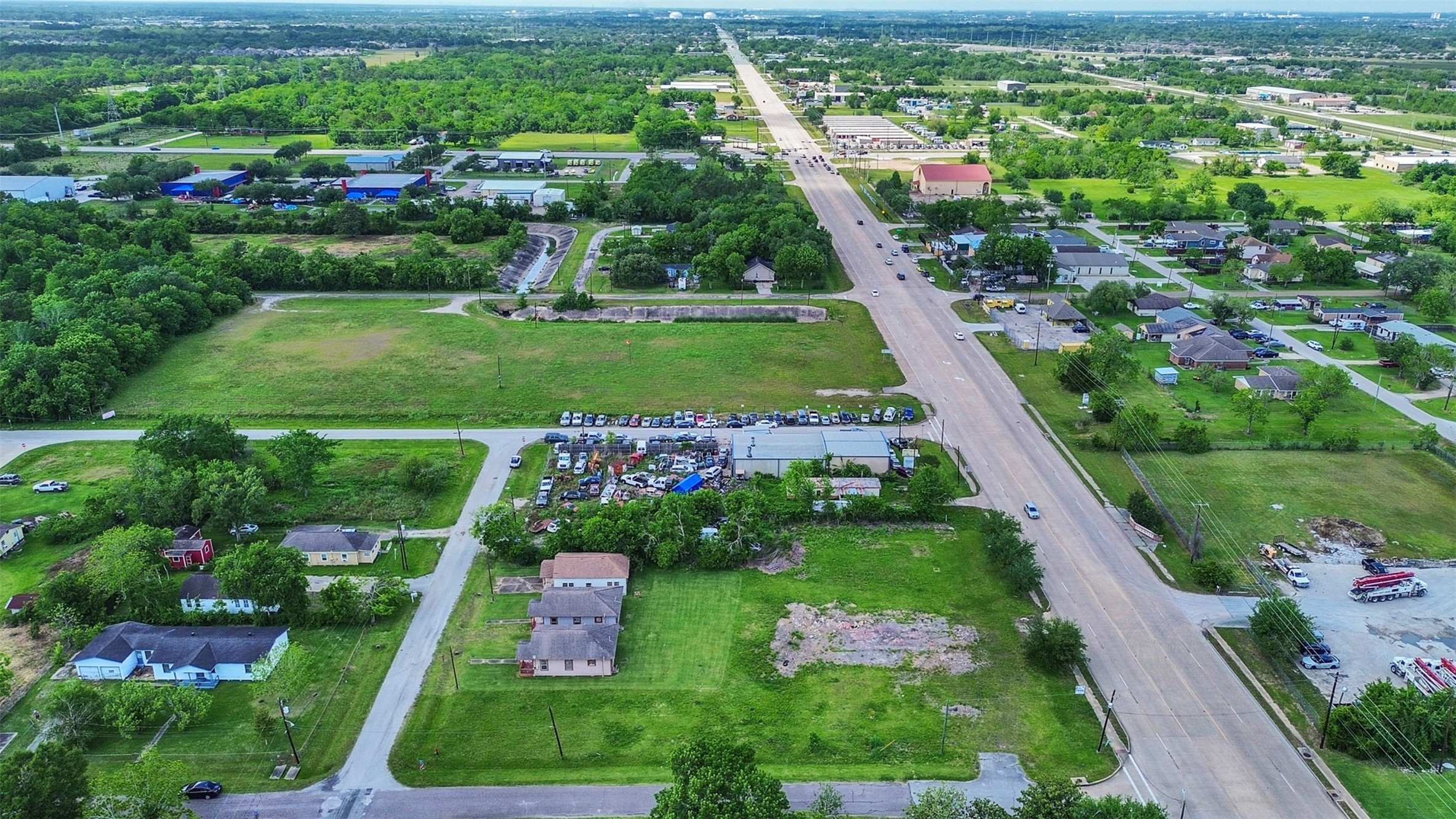 2020 Highway 3, Dickinson, TX 77539