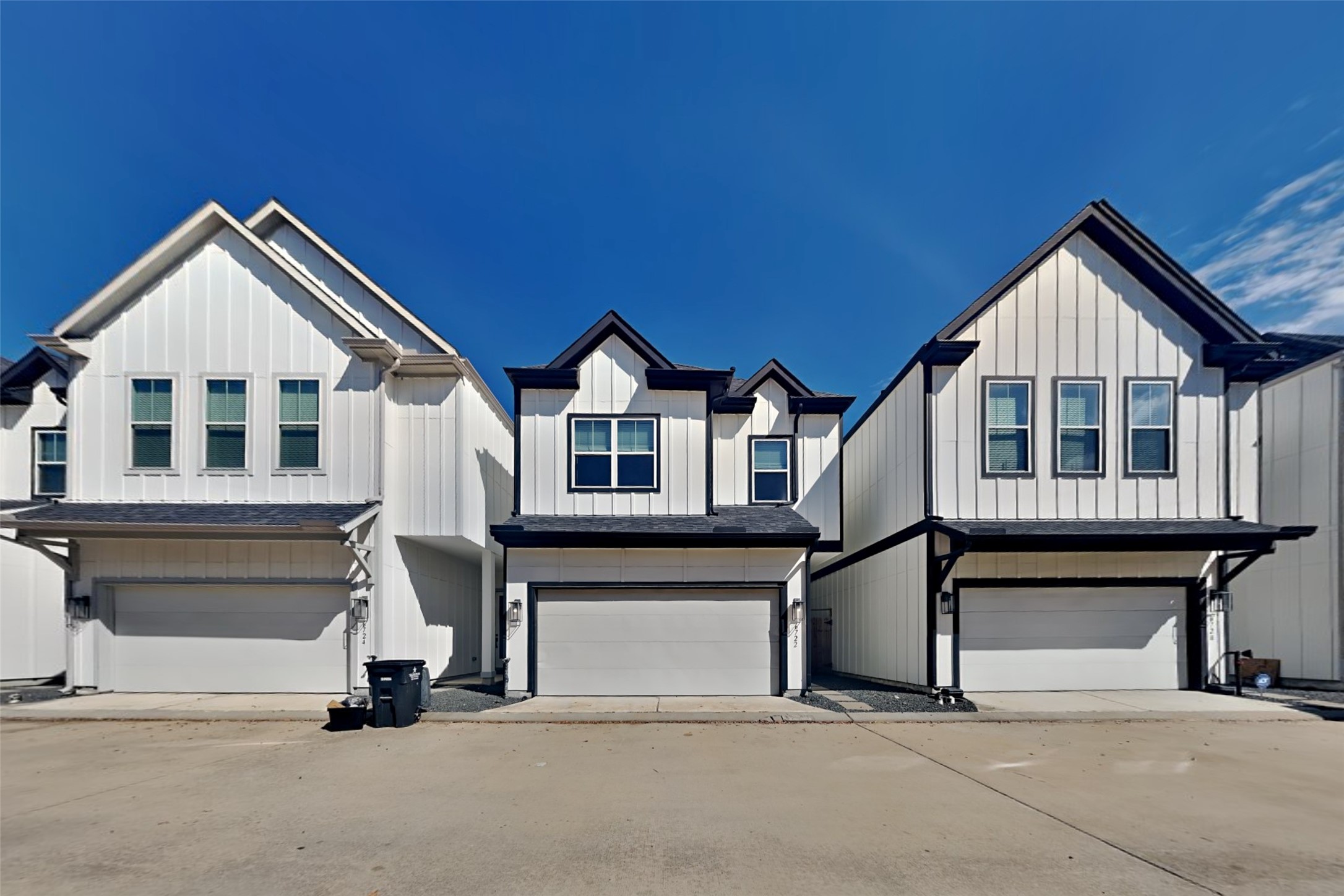 6722 Parker Oaks Lane, Houston, TX 77076