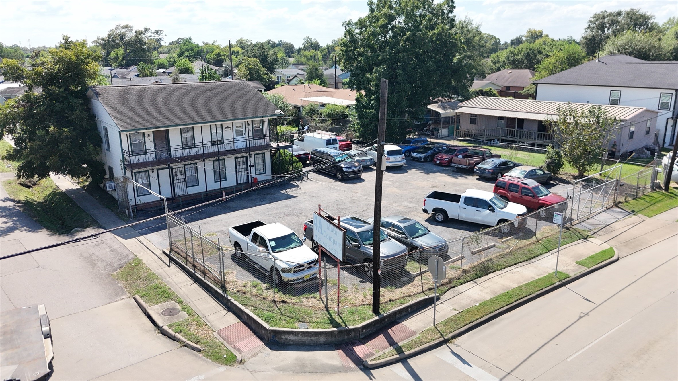 7250 Market Street, Houston, TX 77020 7250 Market Street, Houston, TX 77020