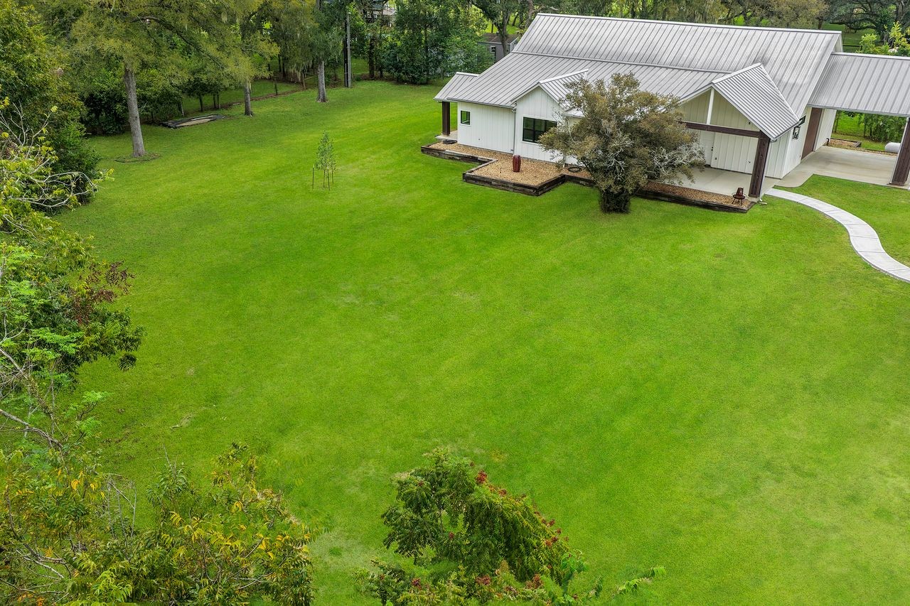 7020 Terry Lane, Fulshear, TX 77406