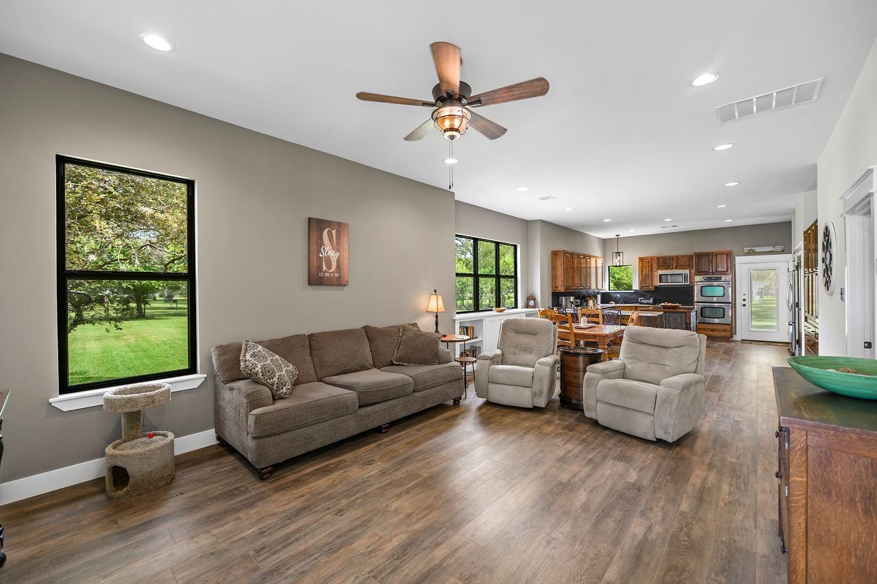 7020 Terry Lane, Fulshear, TX 77406