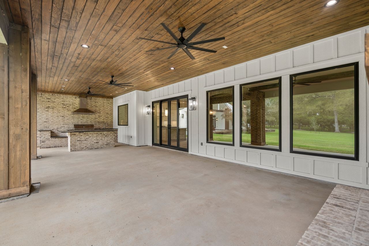 7020 Terry Lane, Fulshear, TX 77406
