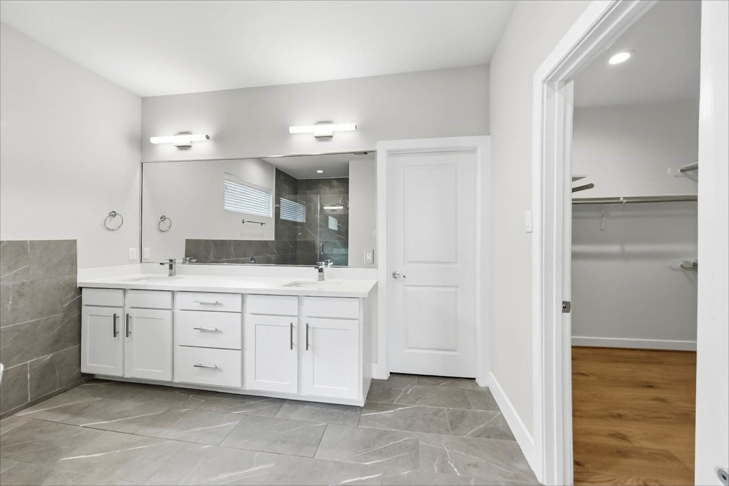 10426 Executive Lake Drive, Stafford, TX 77477