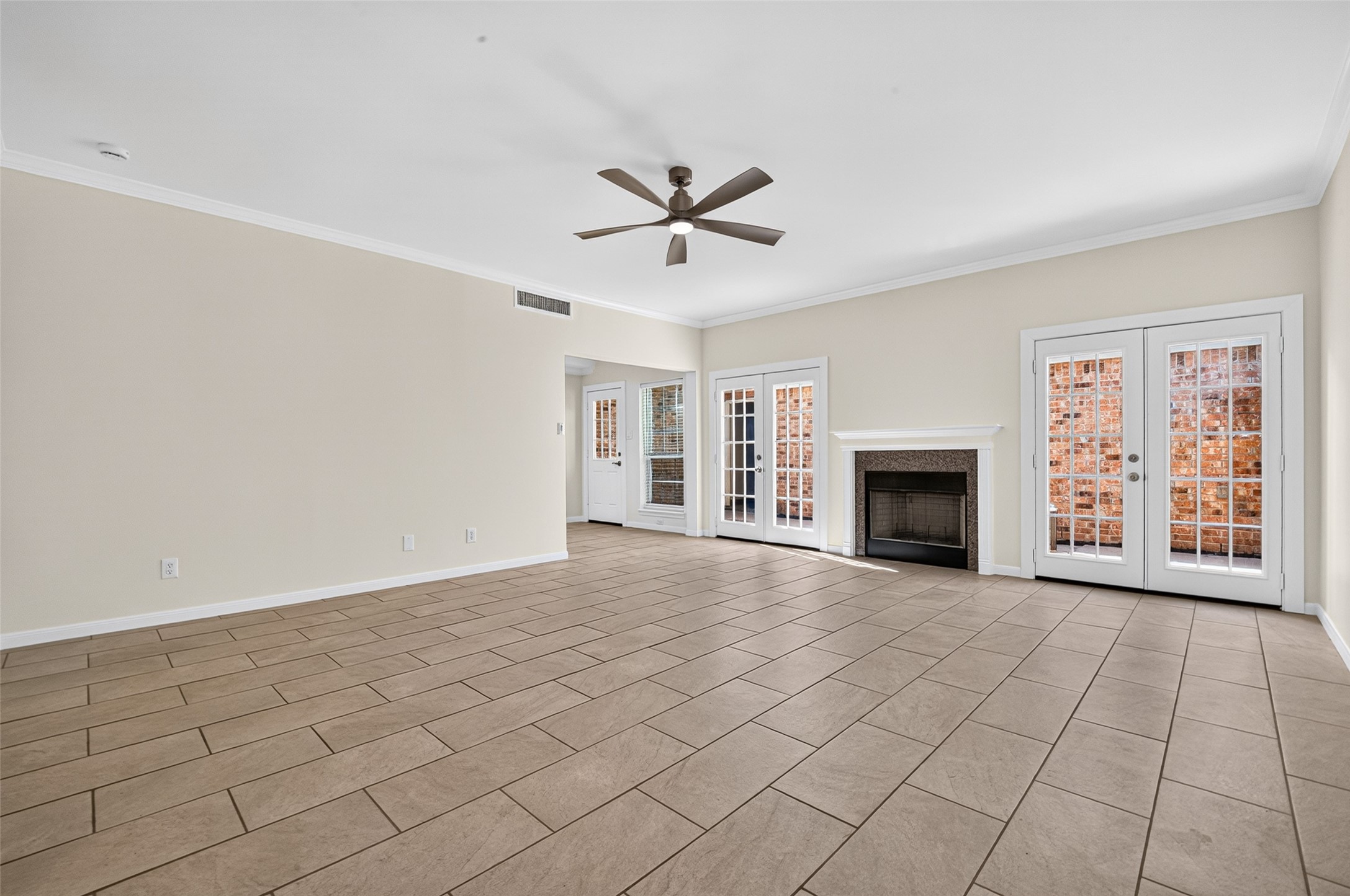 600 Wilcrest Drive, #66, Houston, TX 77042