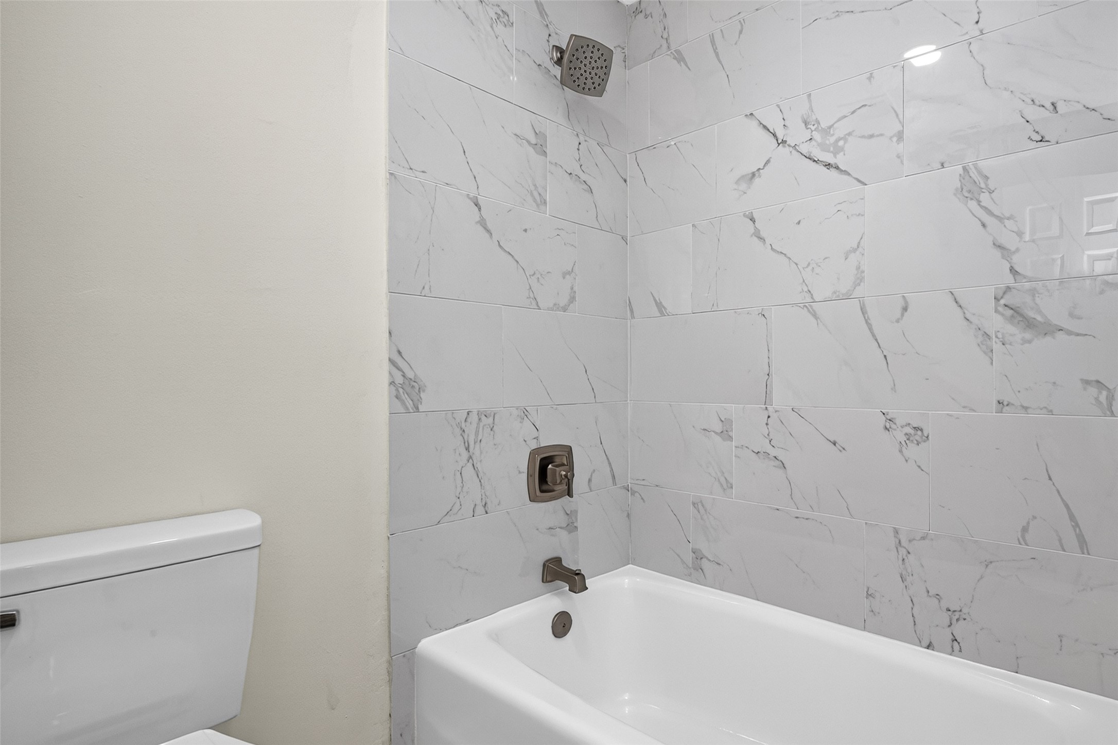 600 Wilcrest Drive, #66, Houston, TX 77042