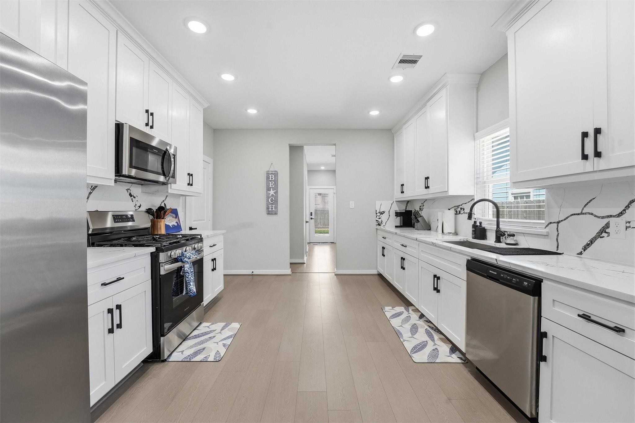 1804 Ursuline Street, Galveston, TX 77550
