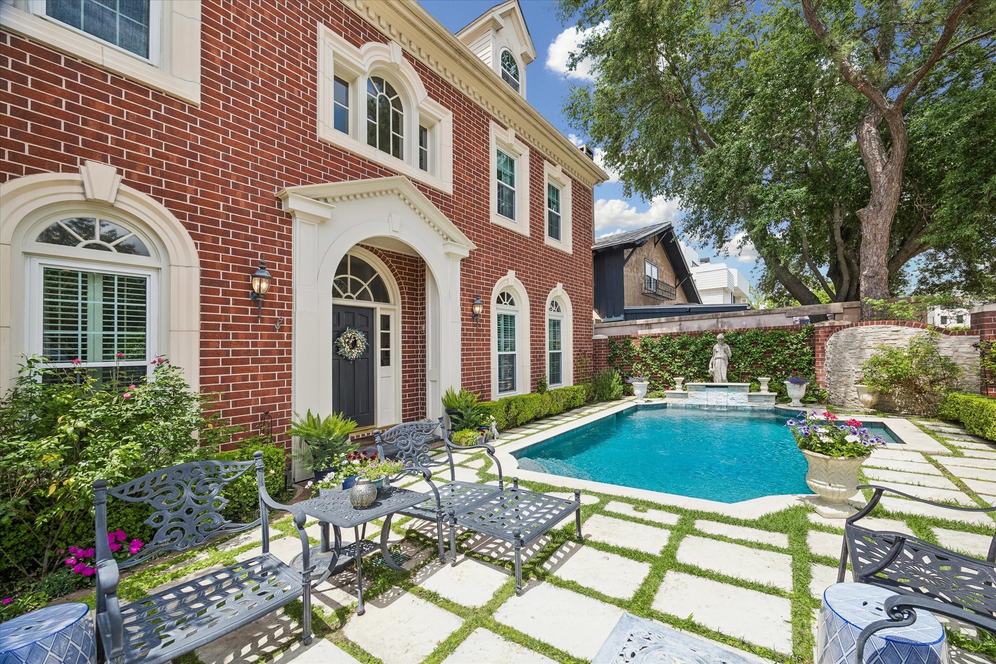 Welcome to 2120 Potomac Drive Unit A in sought after Westhaven Estates! As you step through the front gate, you are greeted by a sparkling heated pool surrounded by travertine tile and lush landscaping. To the left of the pool is space for an outdoor entertaining area. Welcome to 2120 Potomac Drive Unit A in sought after Westhaven Estates! As you step through the front gate, you are greeted by a sparkling heated pool surrounded by travertine tile and lush landscaping. To the left of the pool is space for an outdoor entertaining area.