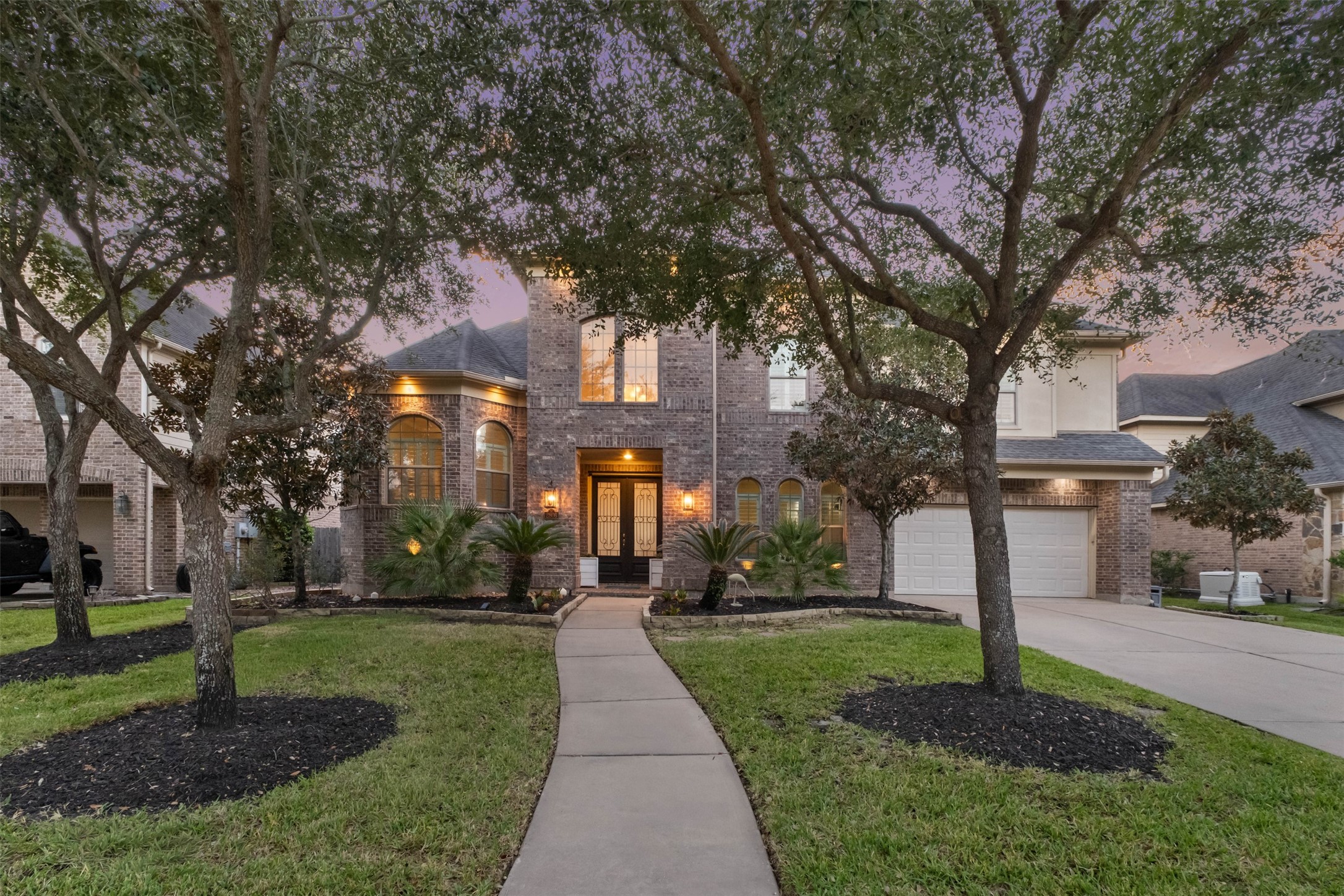 Welcome to 2806 Texas Laurel Dr. Beautiful Partners In Building home in the heart of Firethorne zoned to Katy ISD Welcome to 2806 Texas Laurel Dr. Beautiful Partners In Building home in the heart of Firethorne zoned to Katy ISD