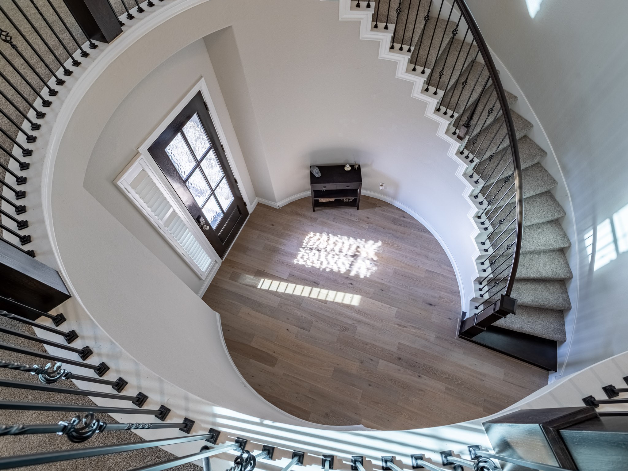 Grand rotunda staircase
