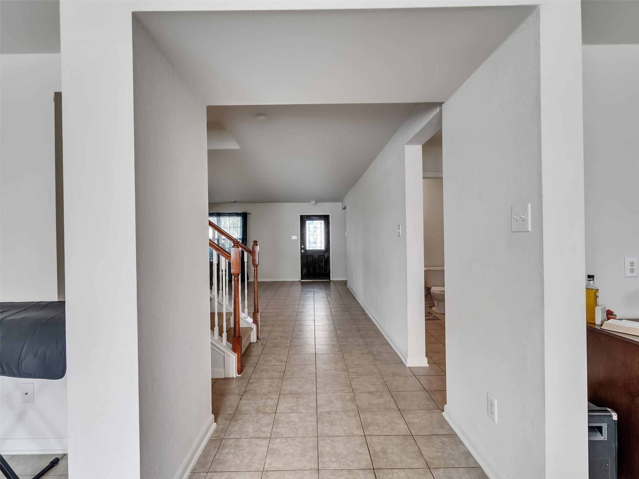 6902 Oleander Grove Way, Houston, TX 77049 6902 Oleander Grove Way, Houston, TX 77049
