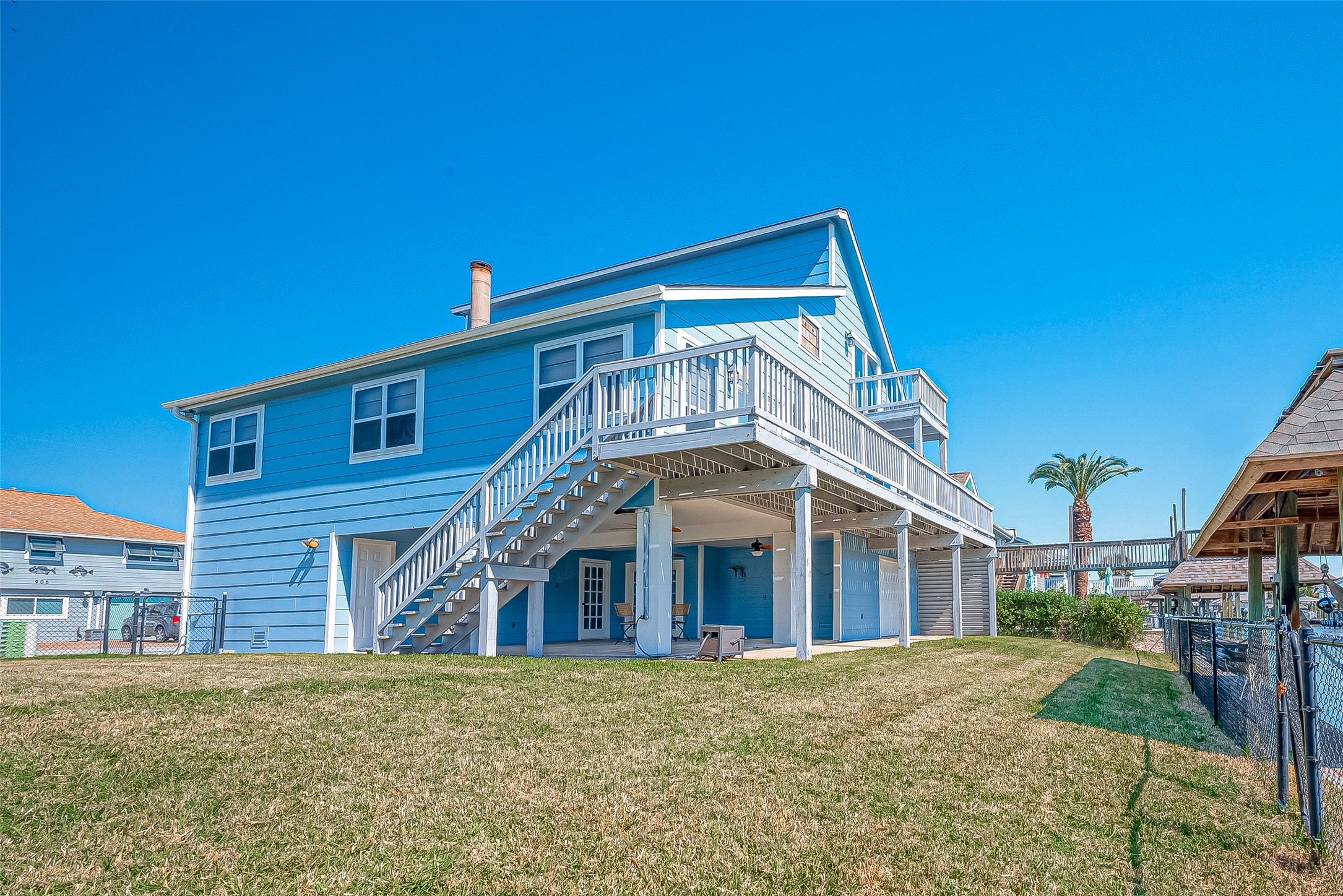 976 Bonita Street, Bayou Vista, TX 77563