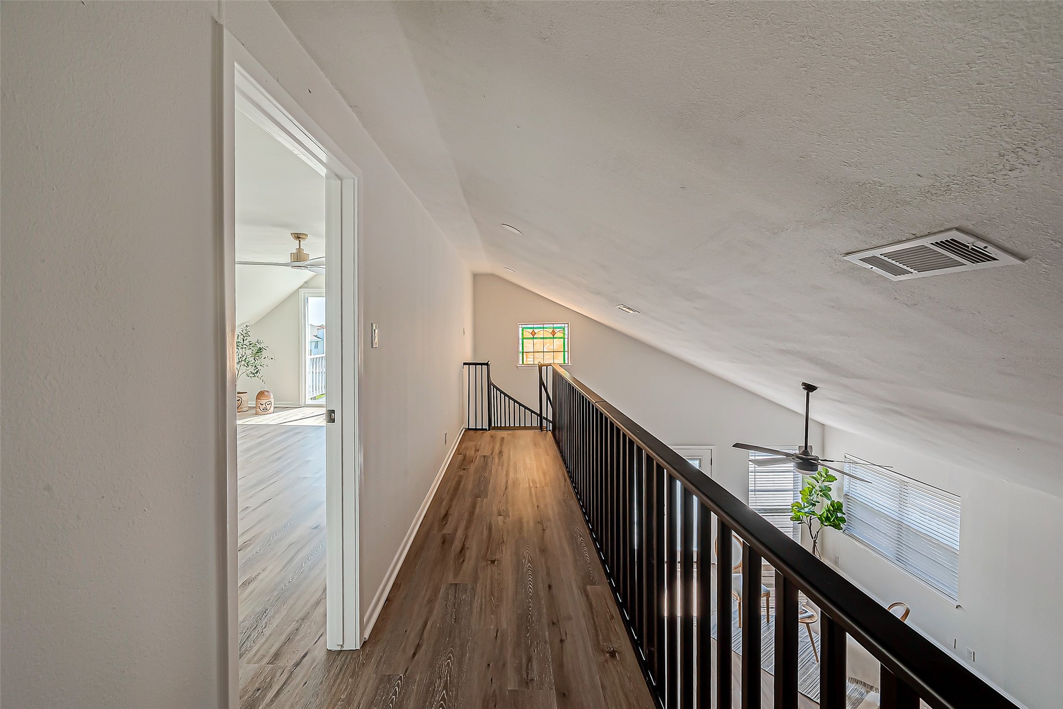 976 Bonita Street, Bayou Vista, TX 77563
